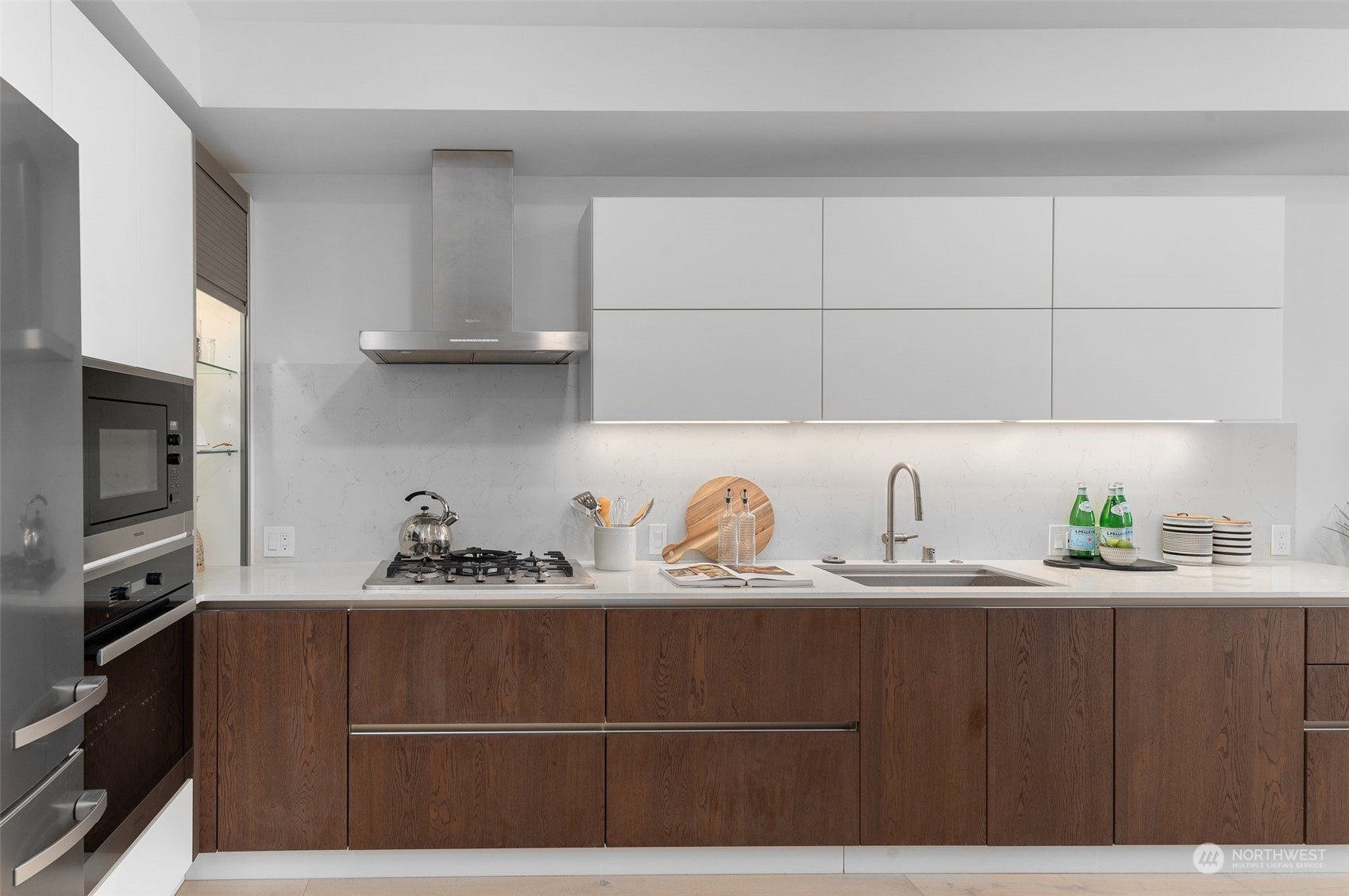 999 110th Avenue NE Unit: 402