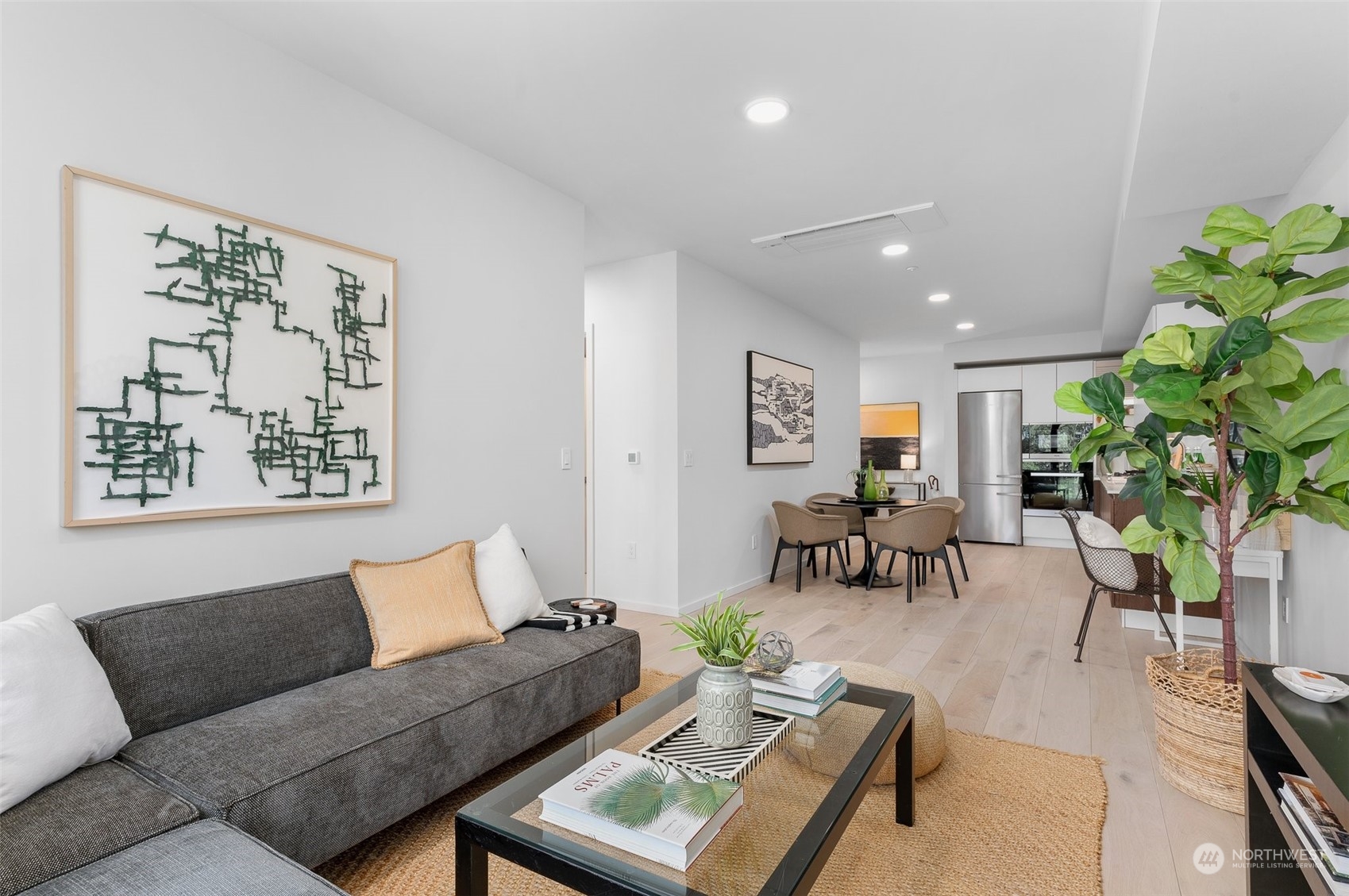 999 110th Avenue NE Unit: 402