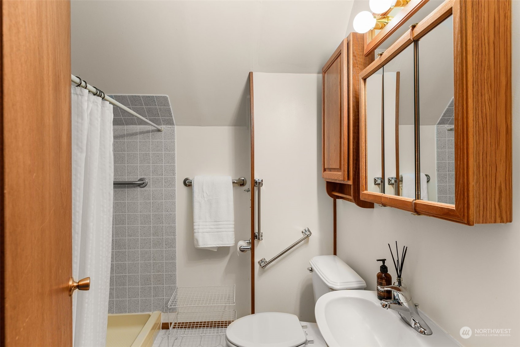 12118 NE 66th Street