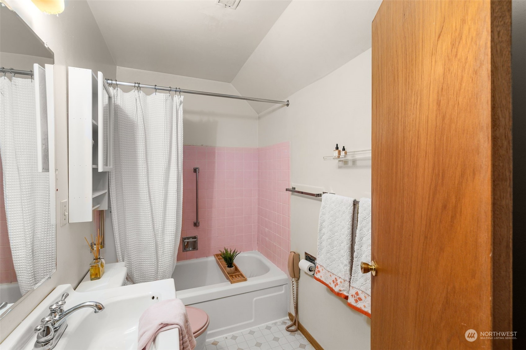 12118 NE 66th Street