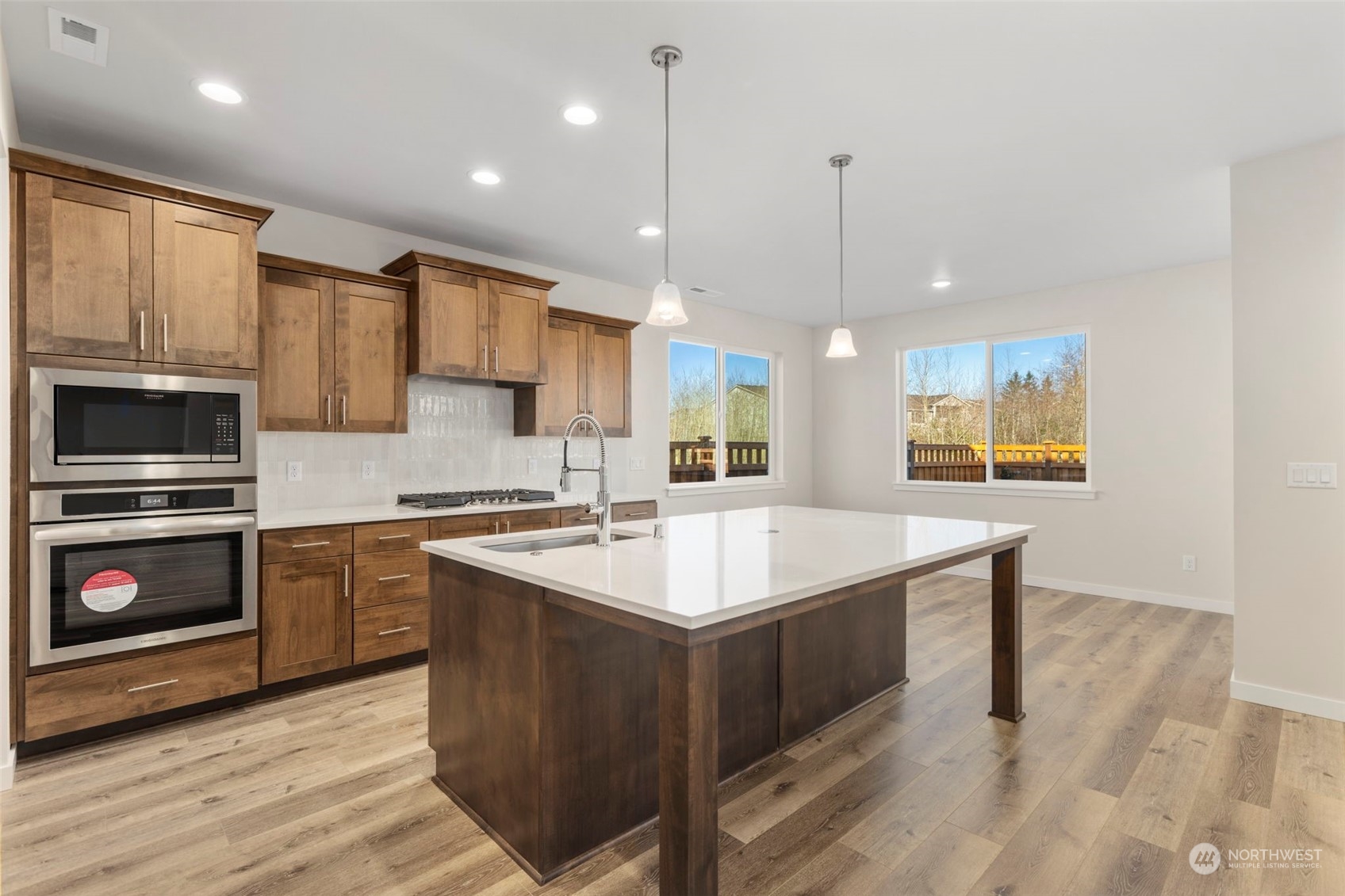 20330 Eagle Lane E Unit: 737