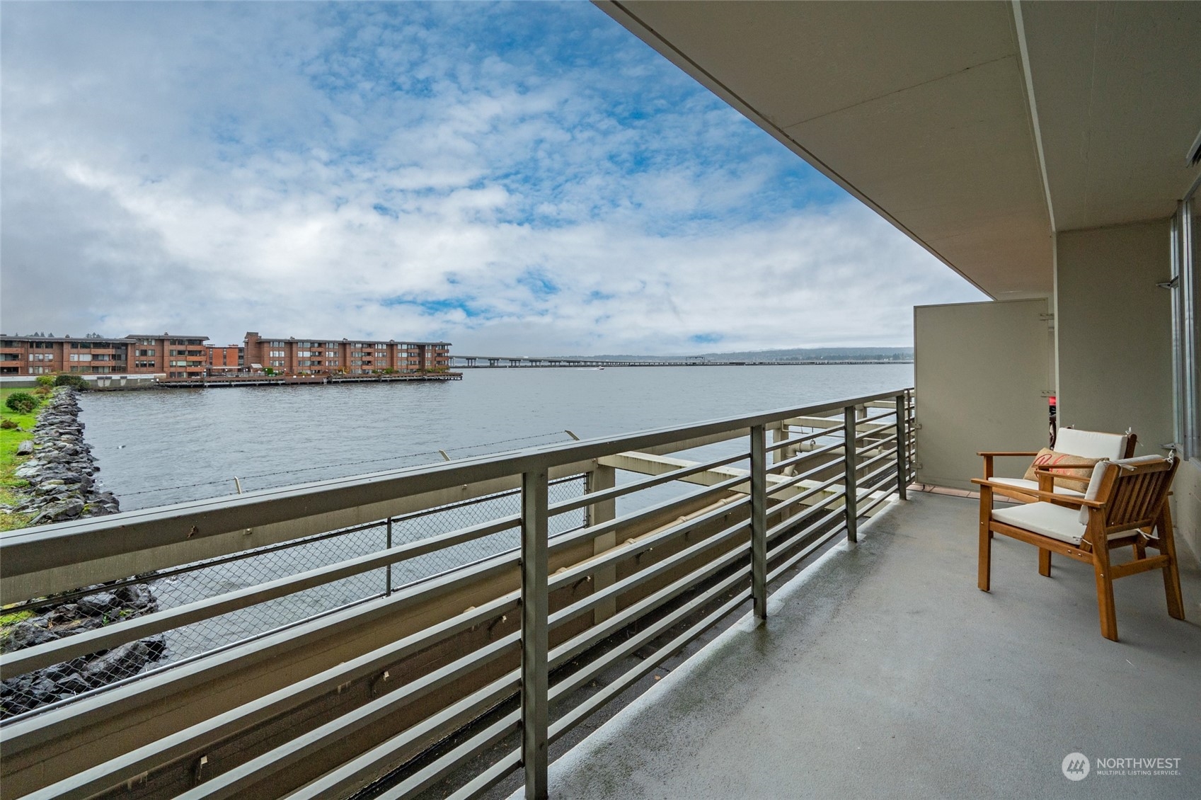 2040 43rd Avenue E Unit: 103