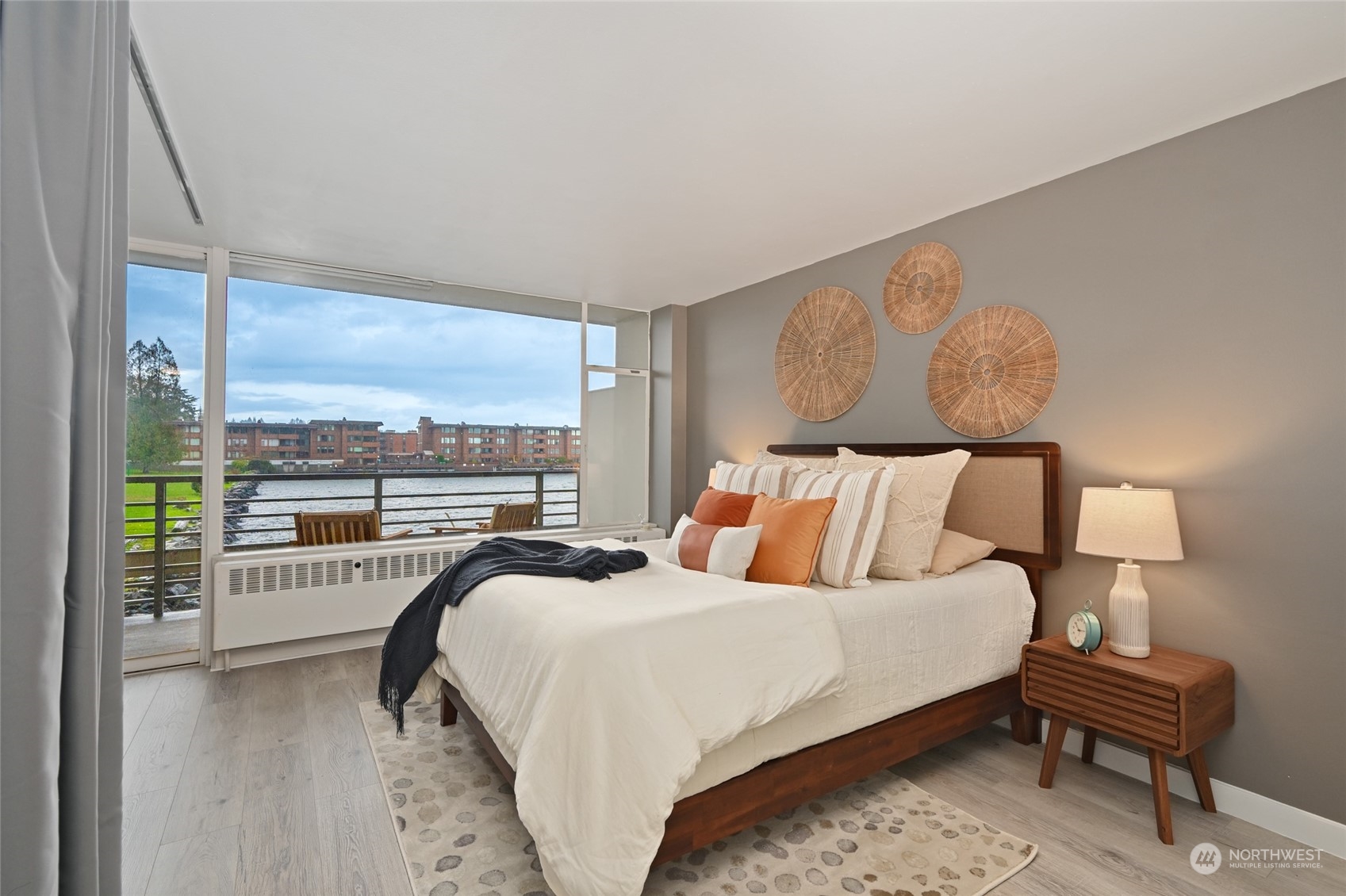 2040 43rd Avenue E Unit: 103