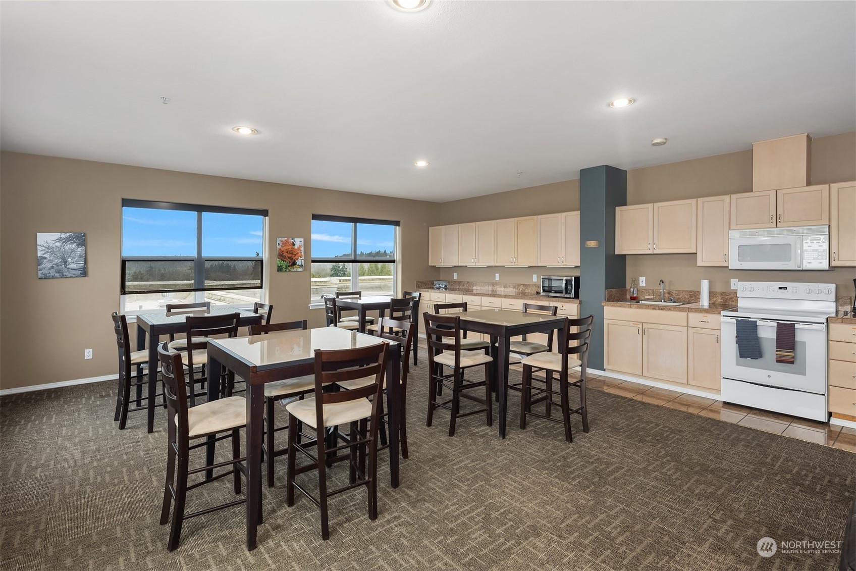 3221 SW Avalon Way #307