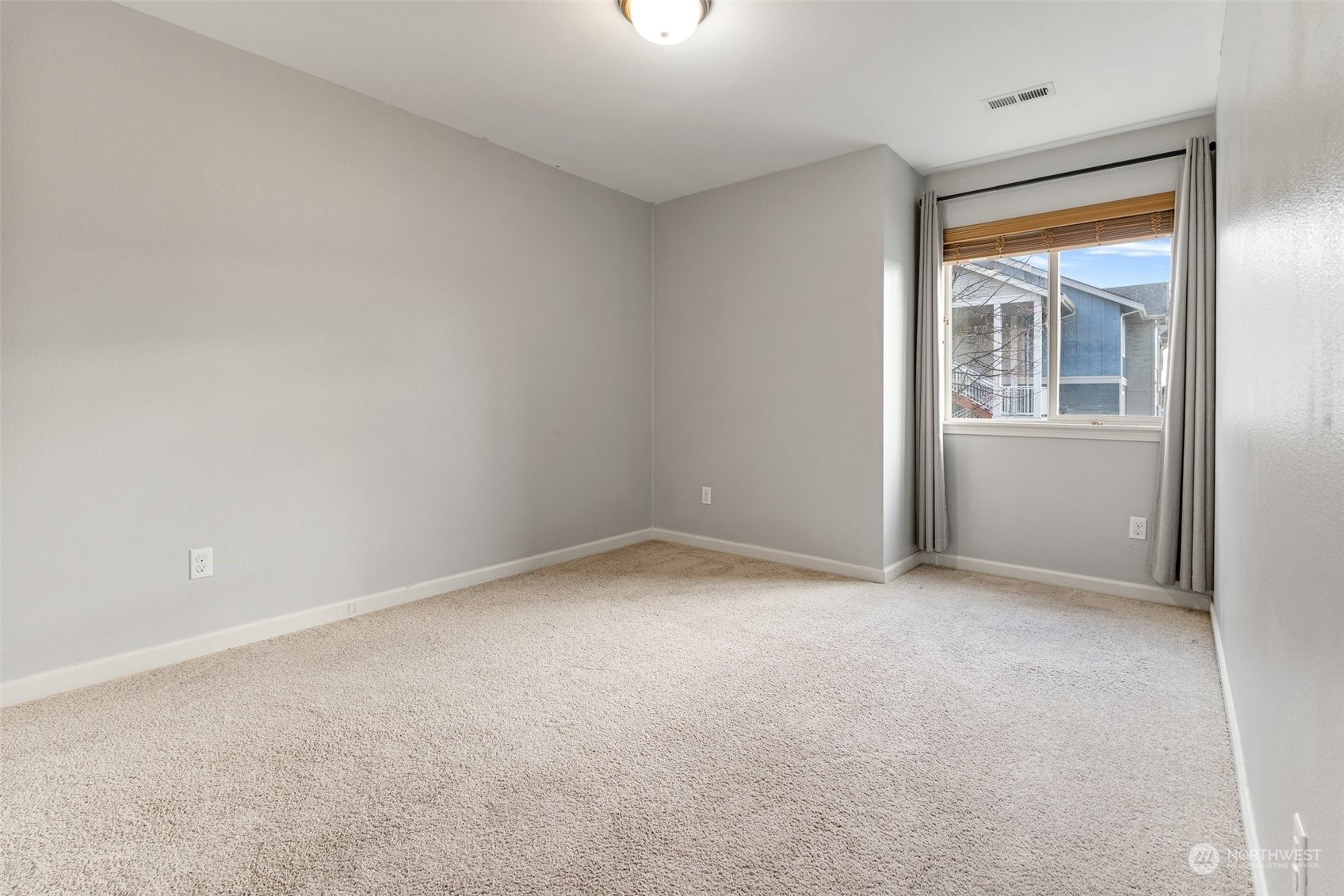 1525 Harvest Avenue SE