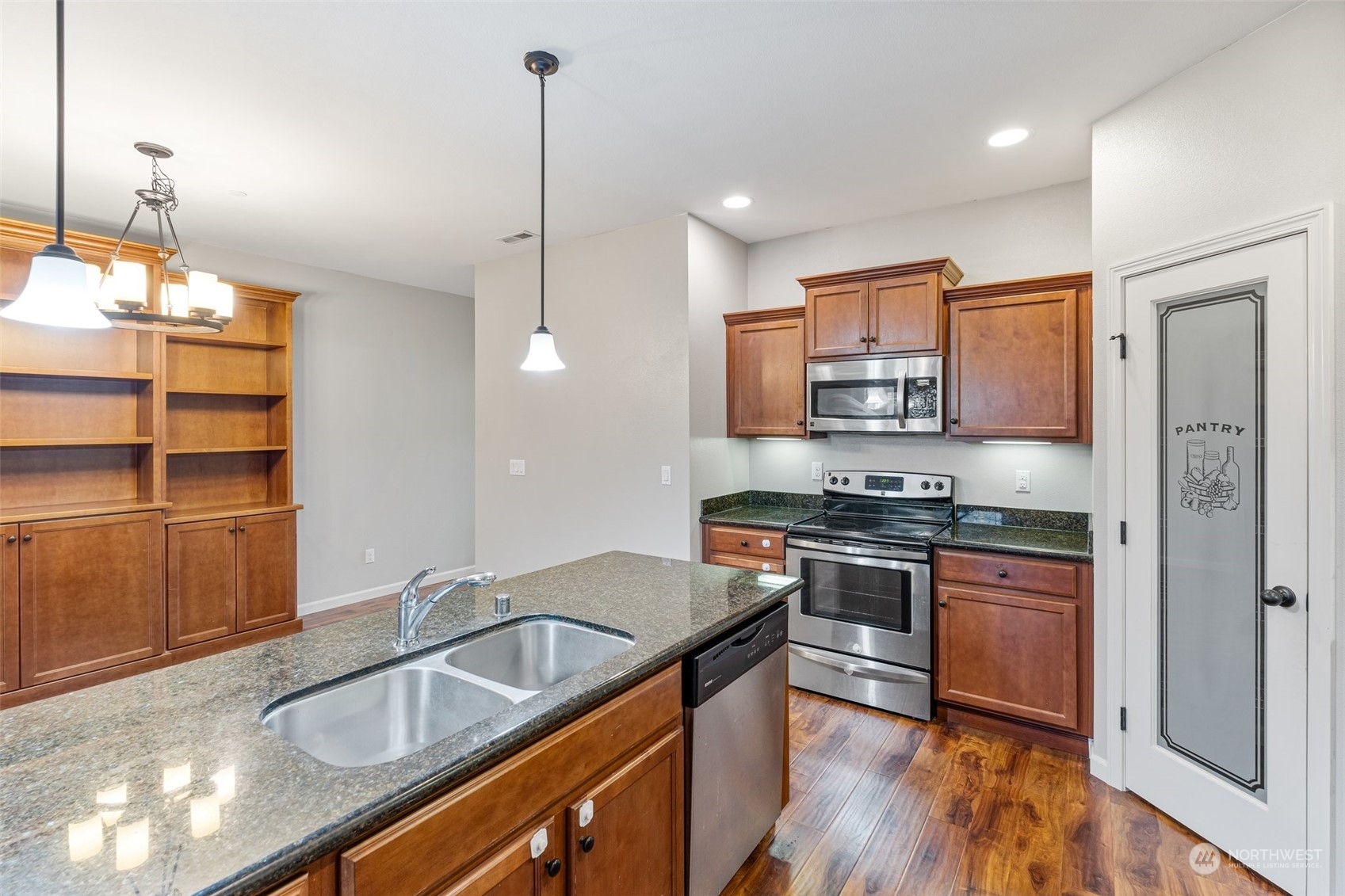 1525 Harvest Avenue SE