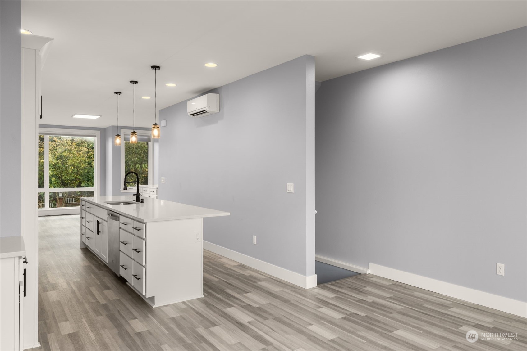 3542 S Graham Street