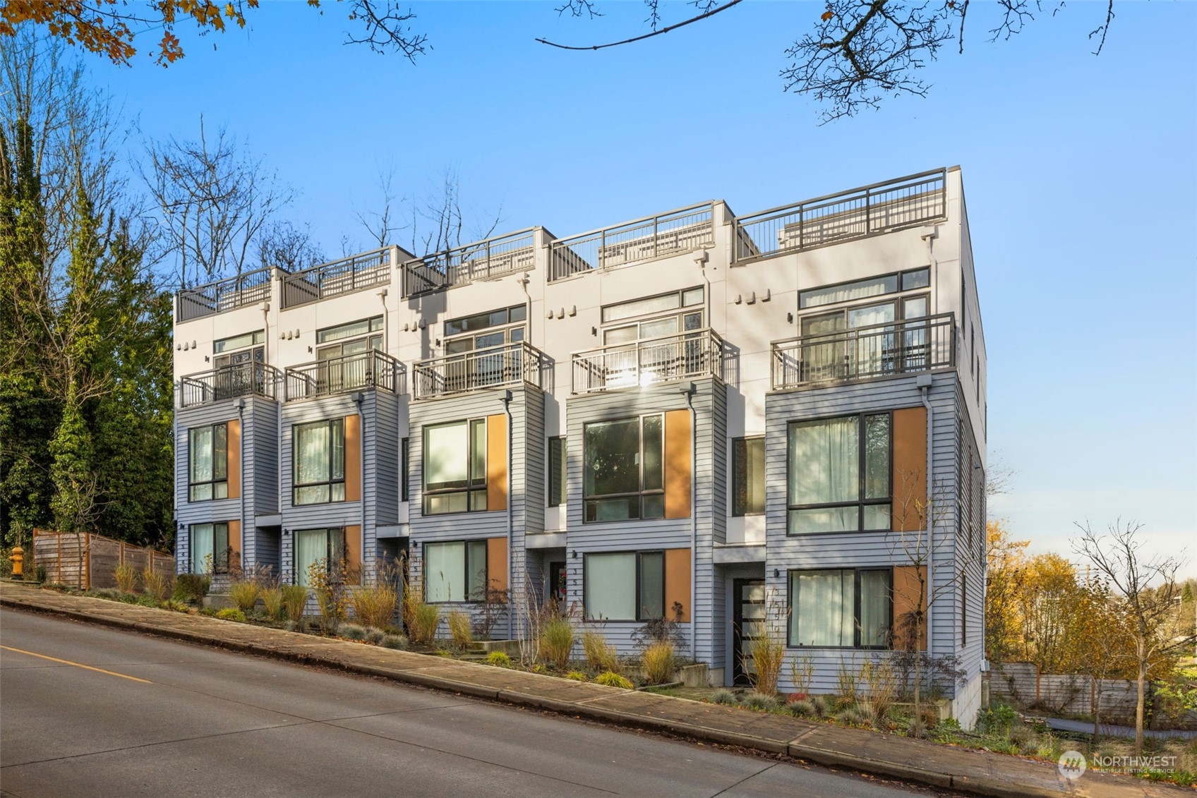 3542 S Graham Street