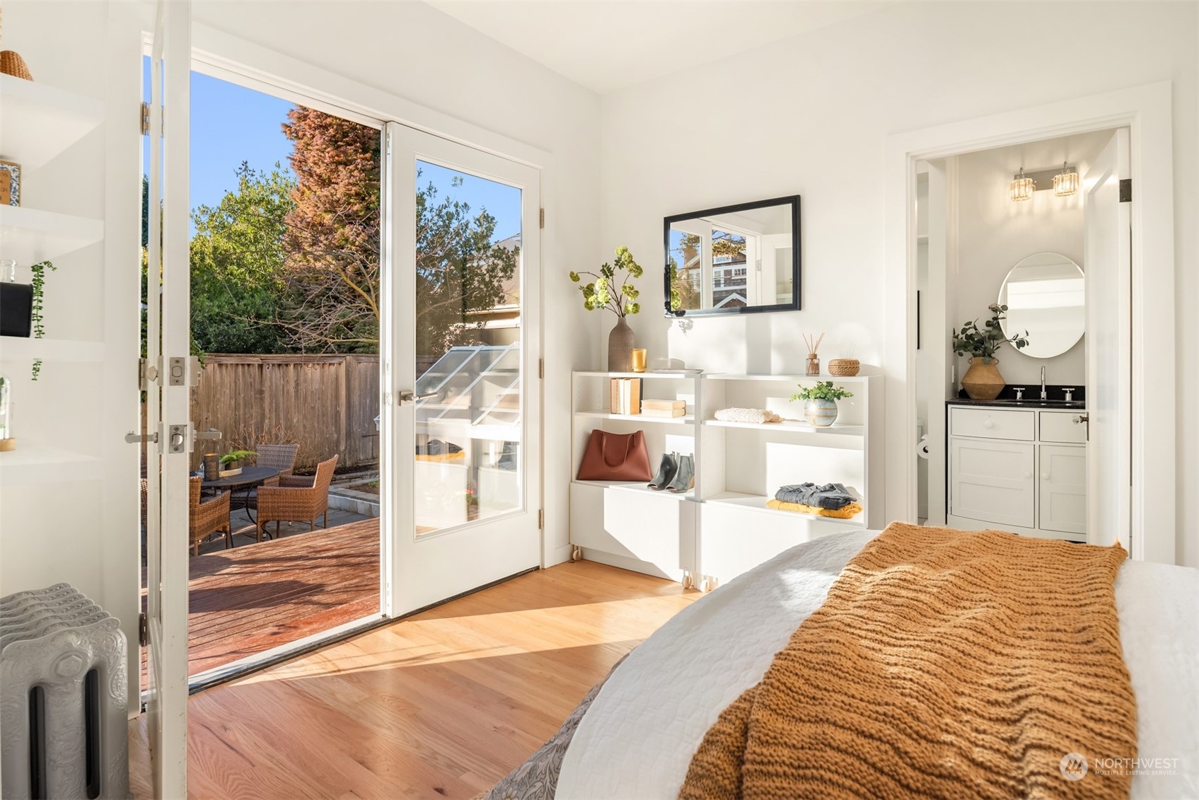 4514 SW Walker Street