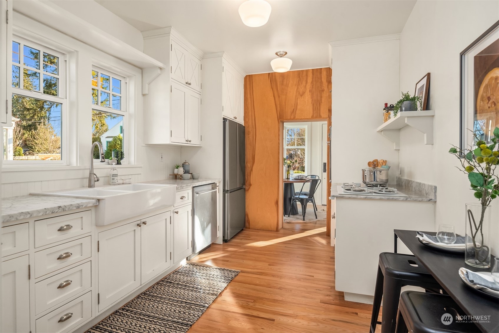 4514 SW Walker Street