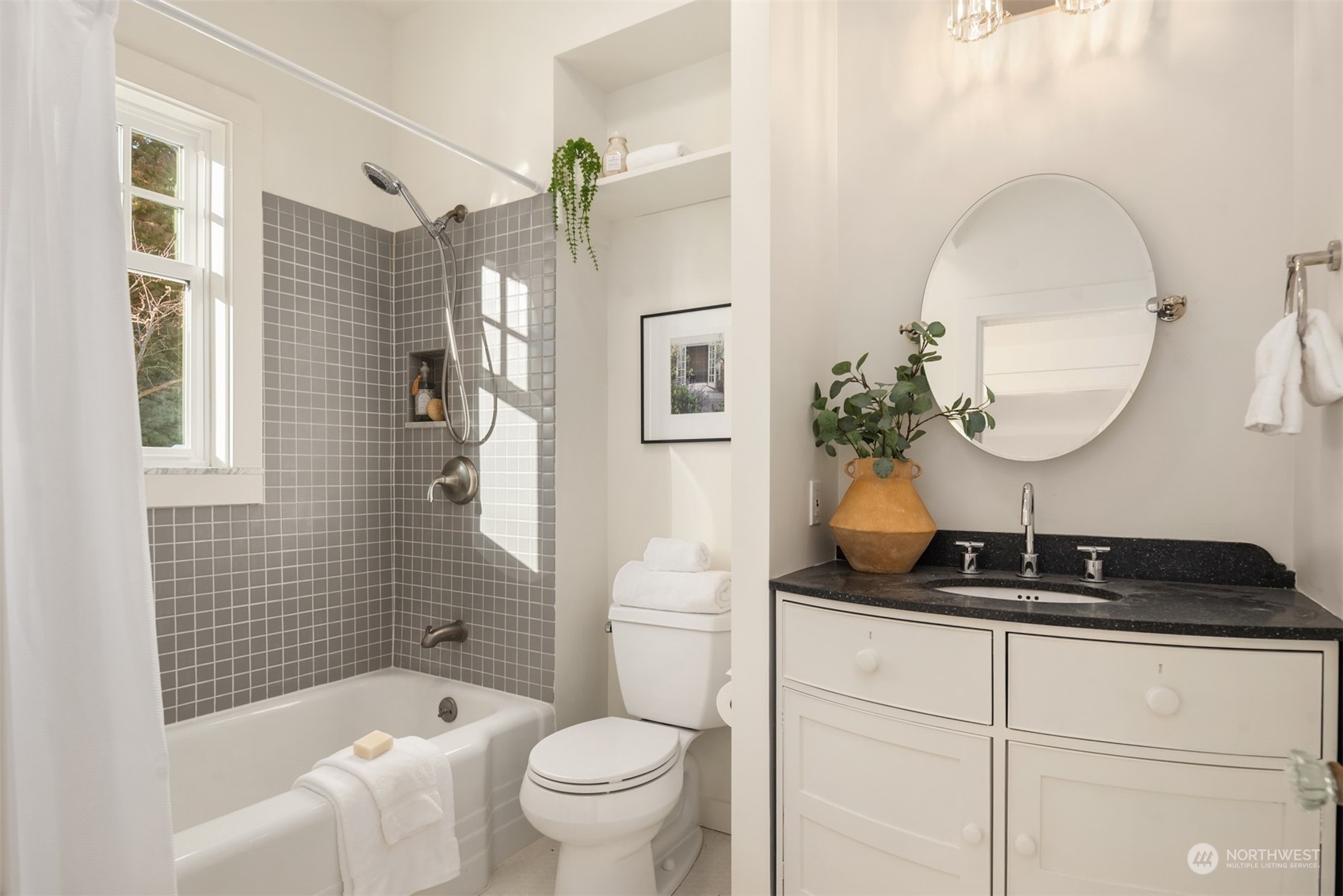 4514 SW Walker Street