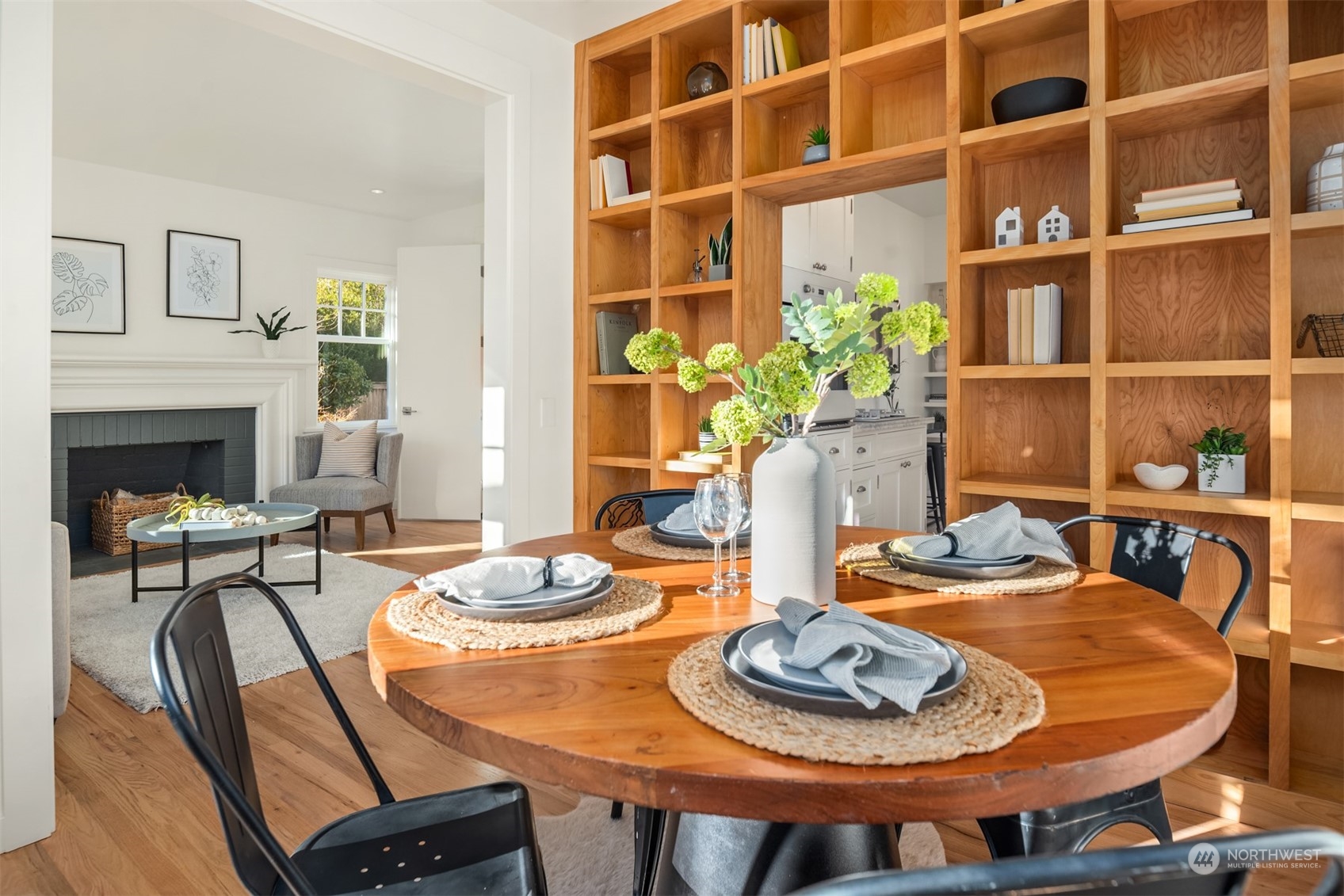 4514 SW Walker Street