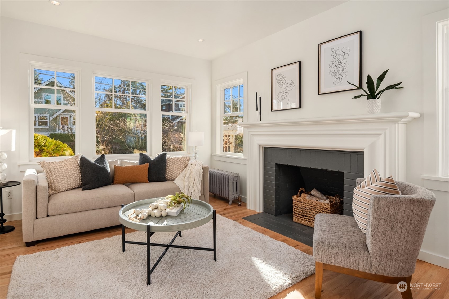 4514 SW Walker Street