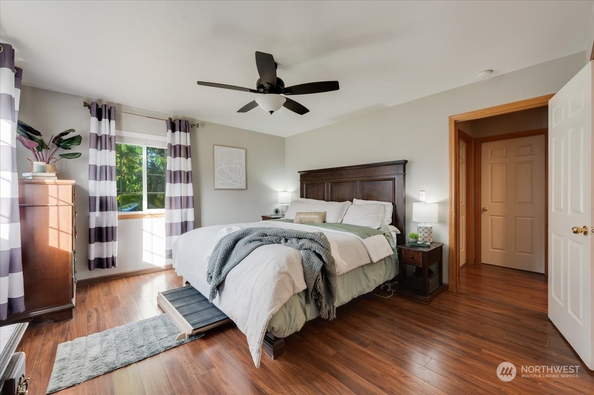 5015 257th Street NE