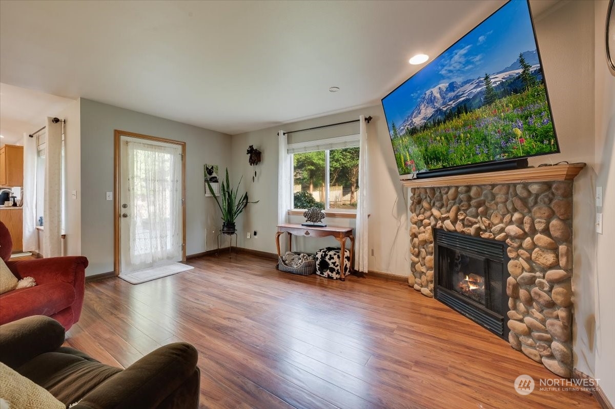 5015 257th Street NE