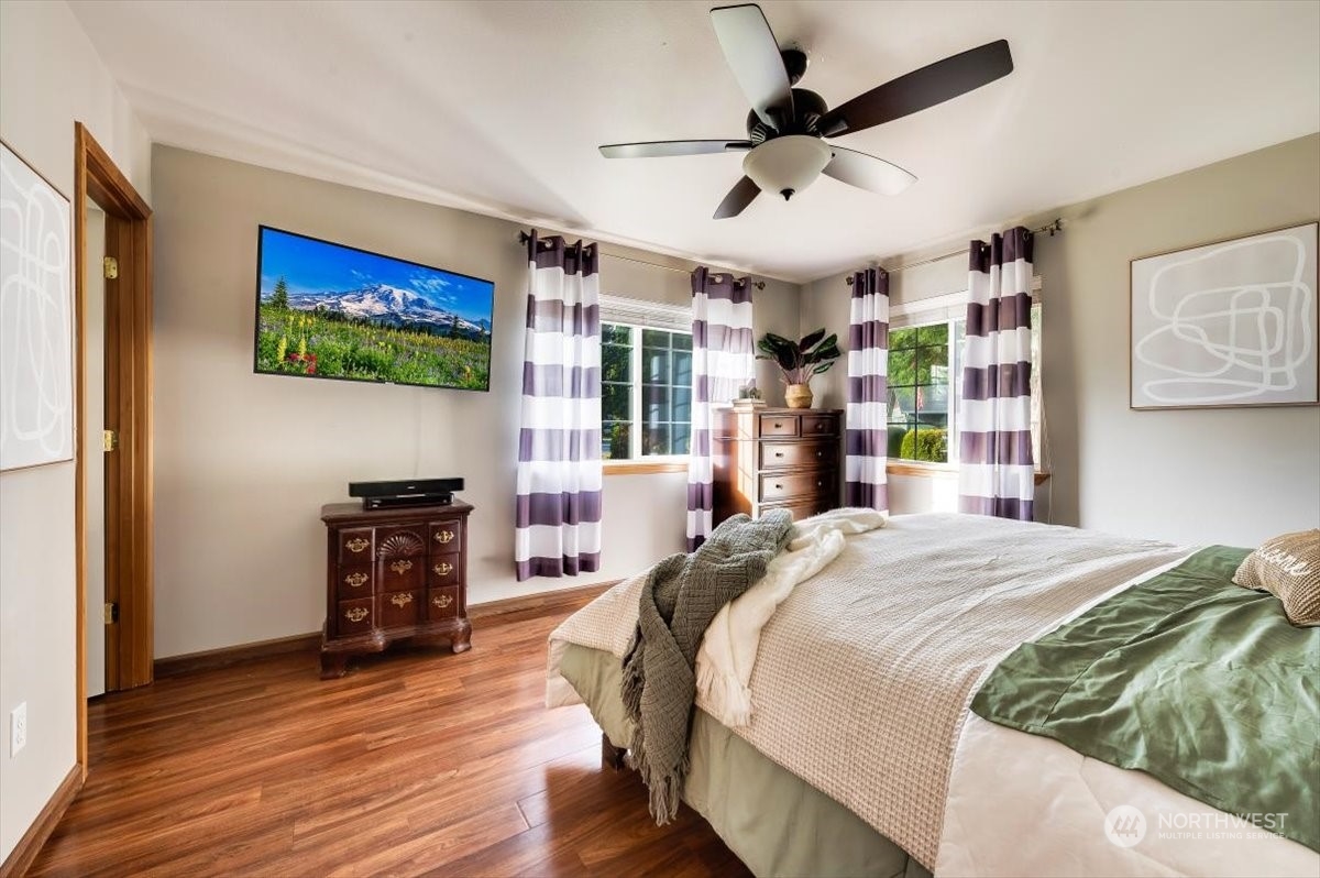 5015 257th Street NE