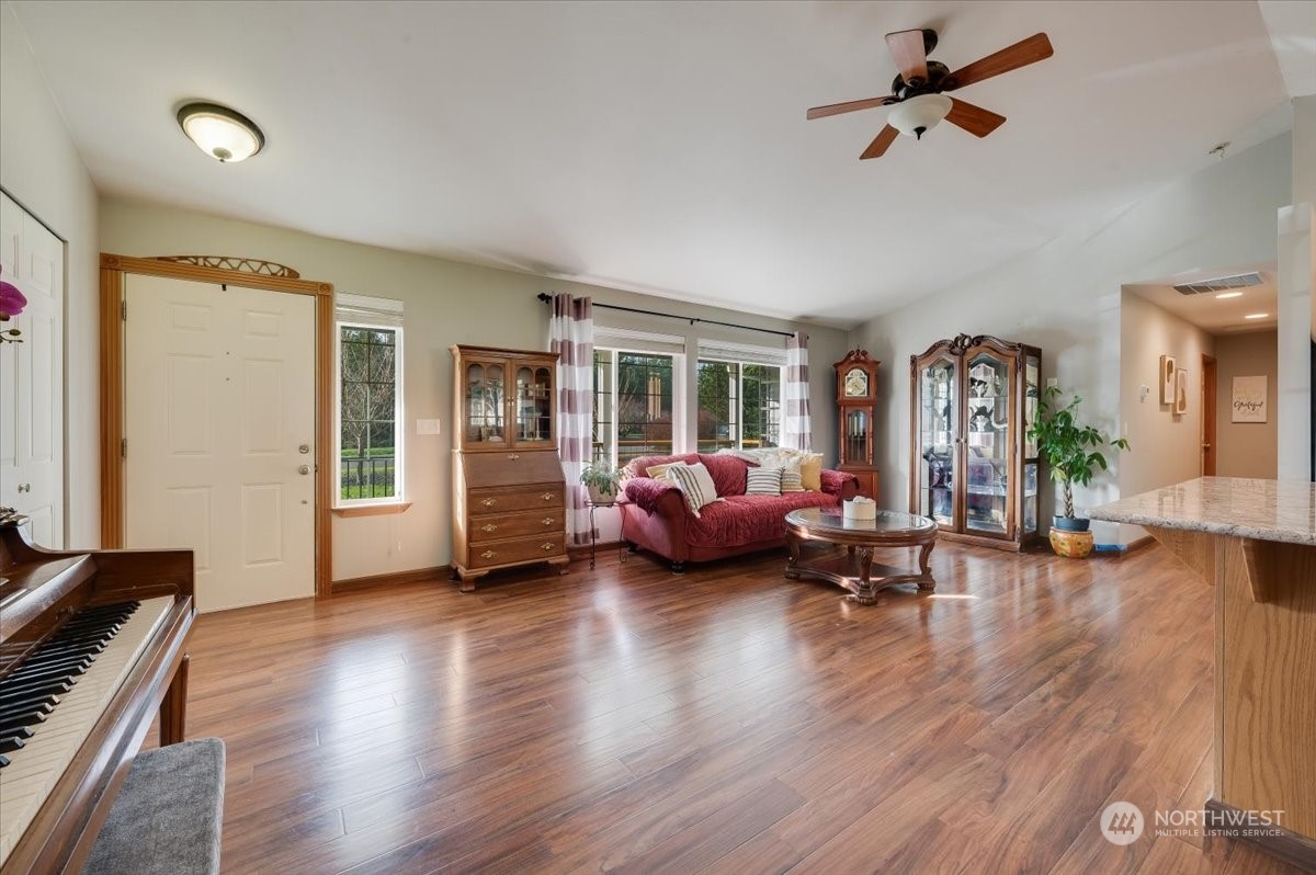 5015 257th Street NE