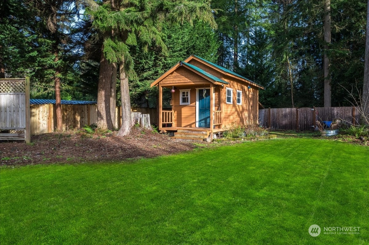 5015 257th Street NE