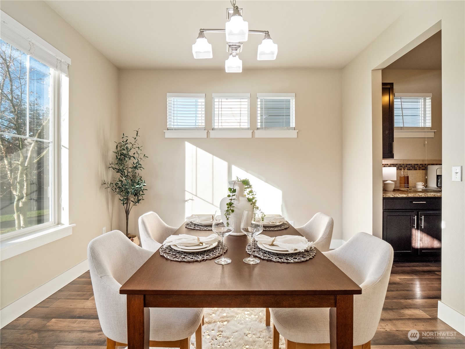 13527 188th Avenue E