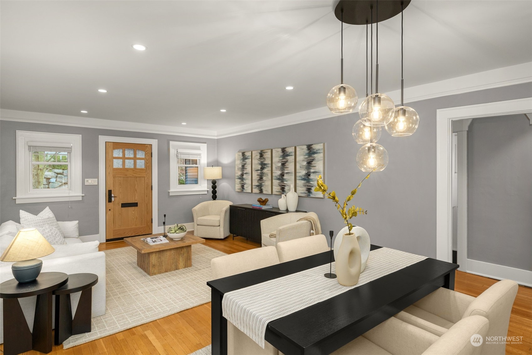 2926 Warren Avenue N