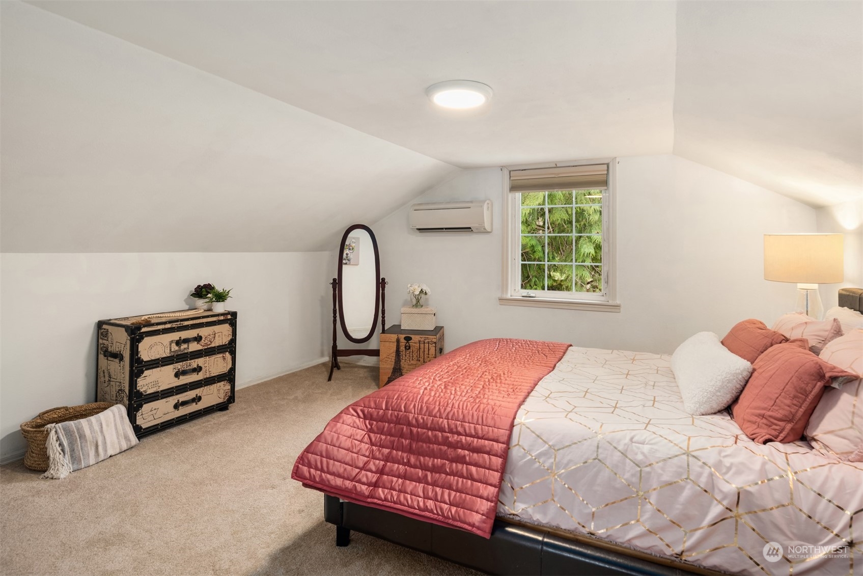 11011 25th Avenue SW