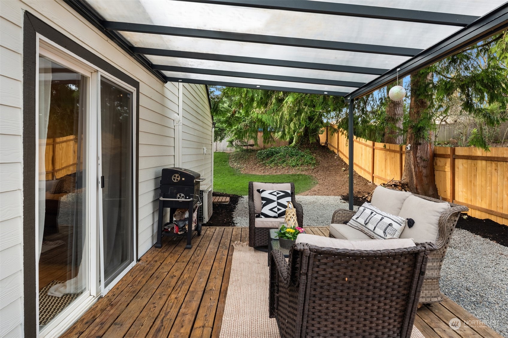 11011 25th Avenue SW