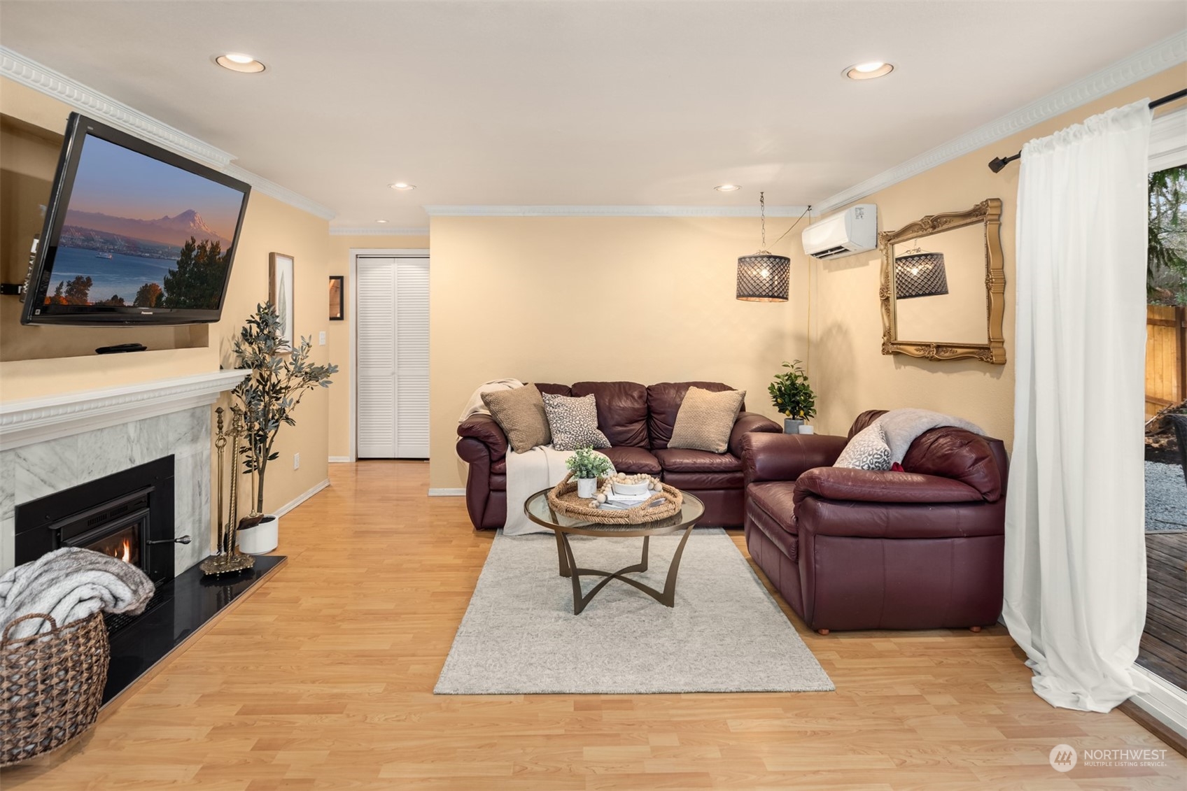 11011 25th Avenue SW