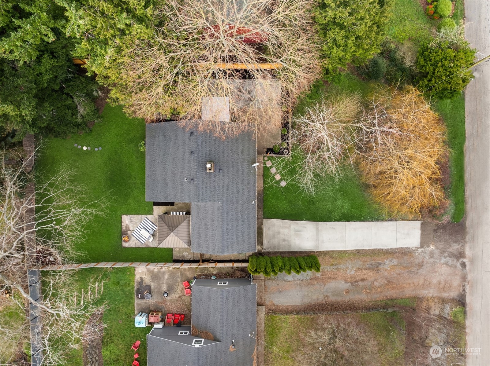 11011 25th Avenue SW