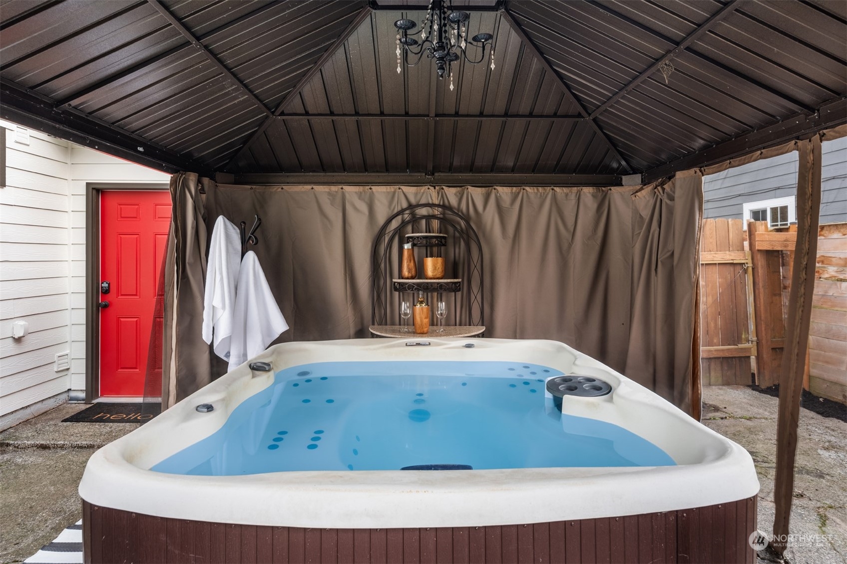 11011 25th Avenue SW