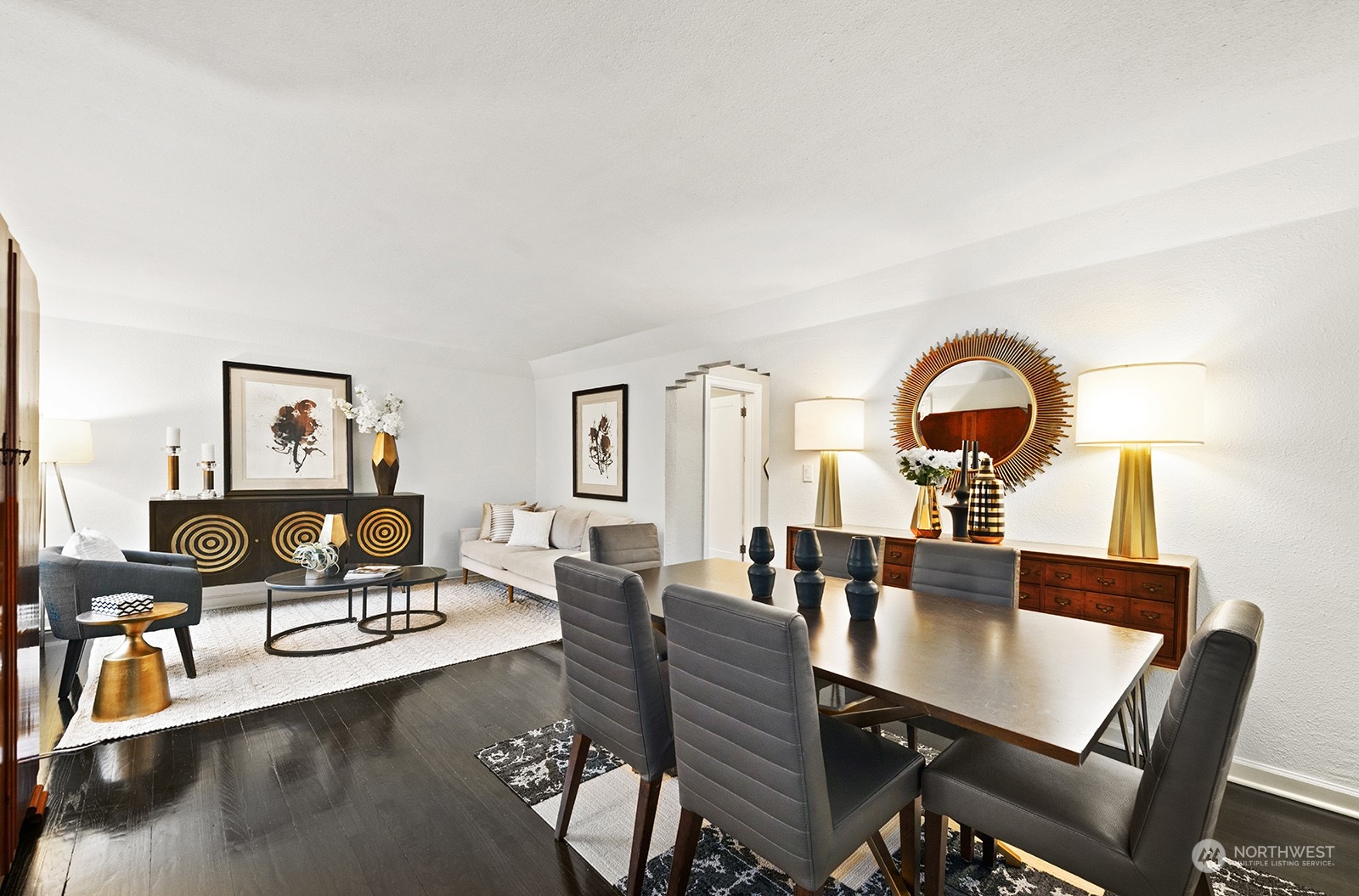 519 W Roy Street #401