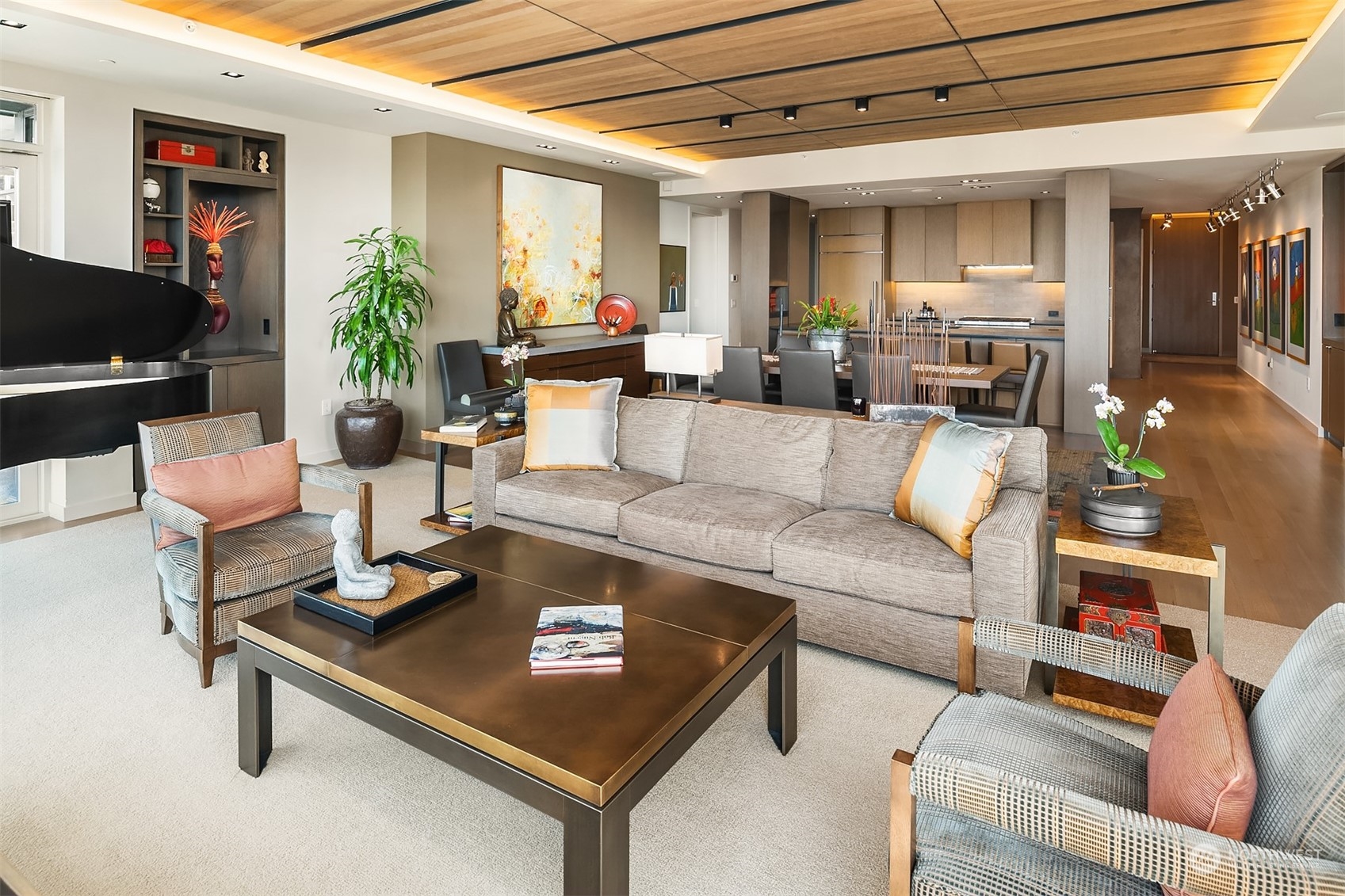 1920 4th Avenue Unit: 2401