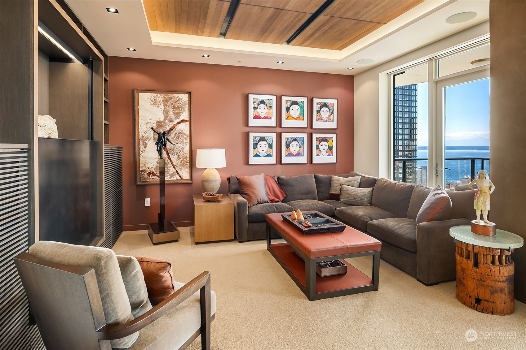 1920 4th Avenue Unit: 2401