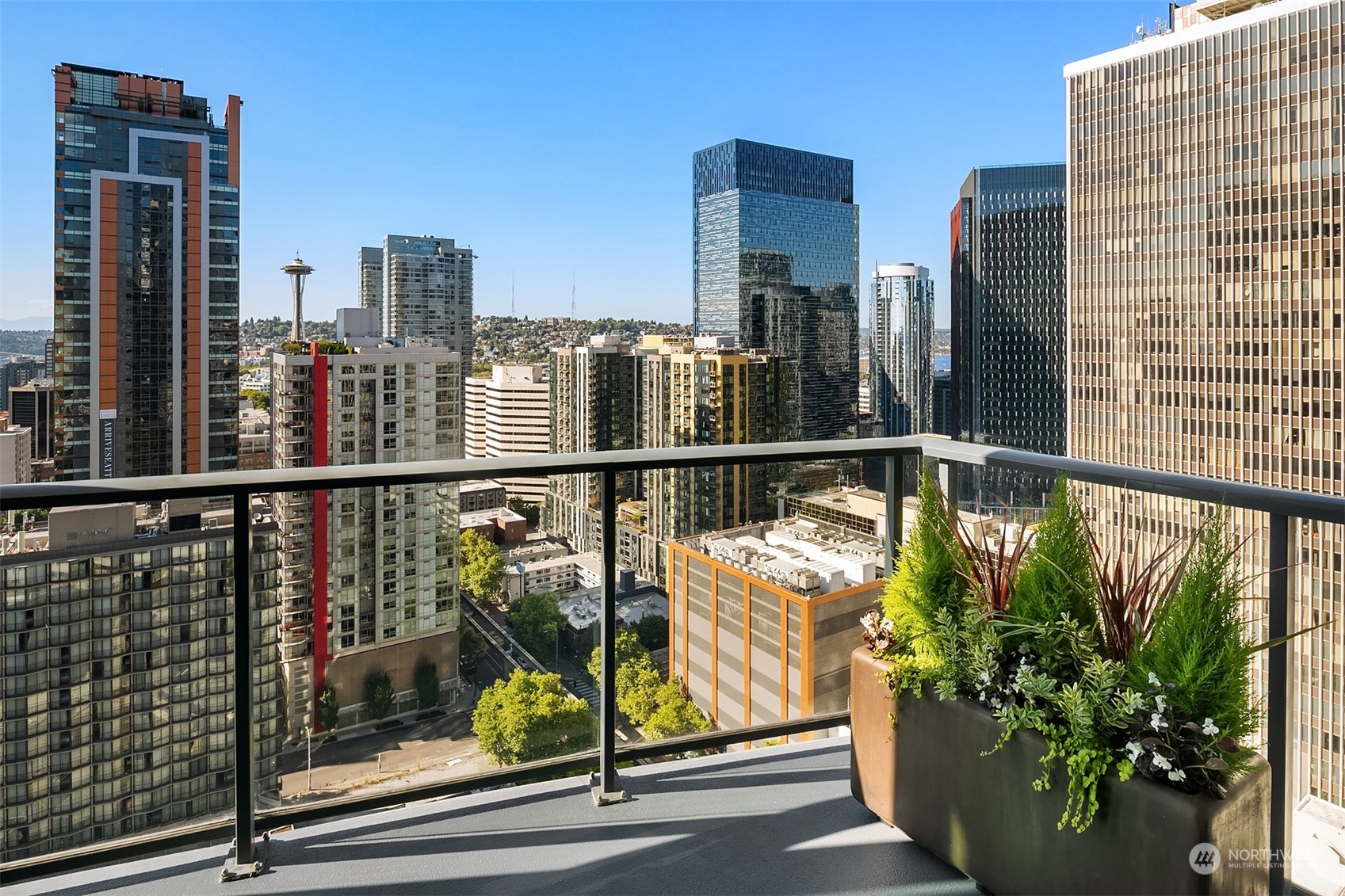 1920 4th Avenue Unit: 2401