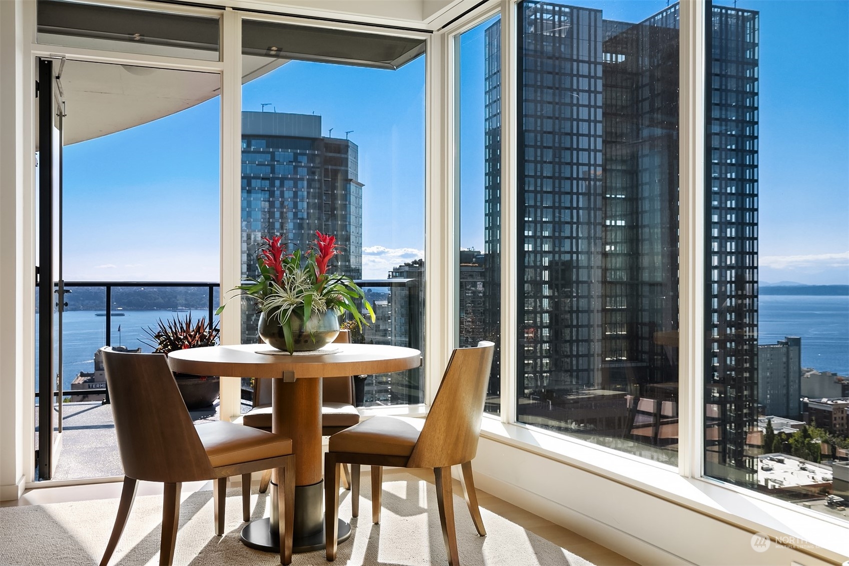 1920 4th Avenue Unit: 2401