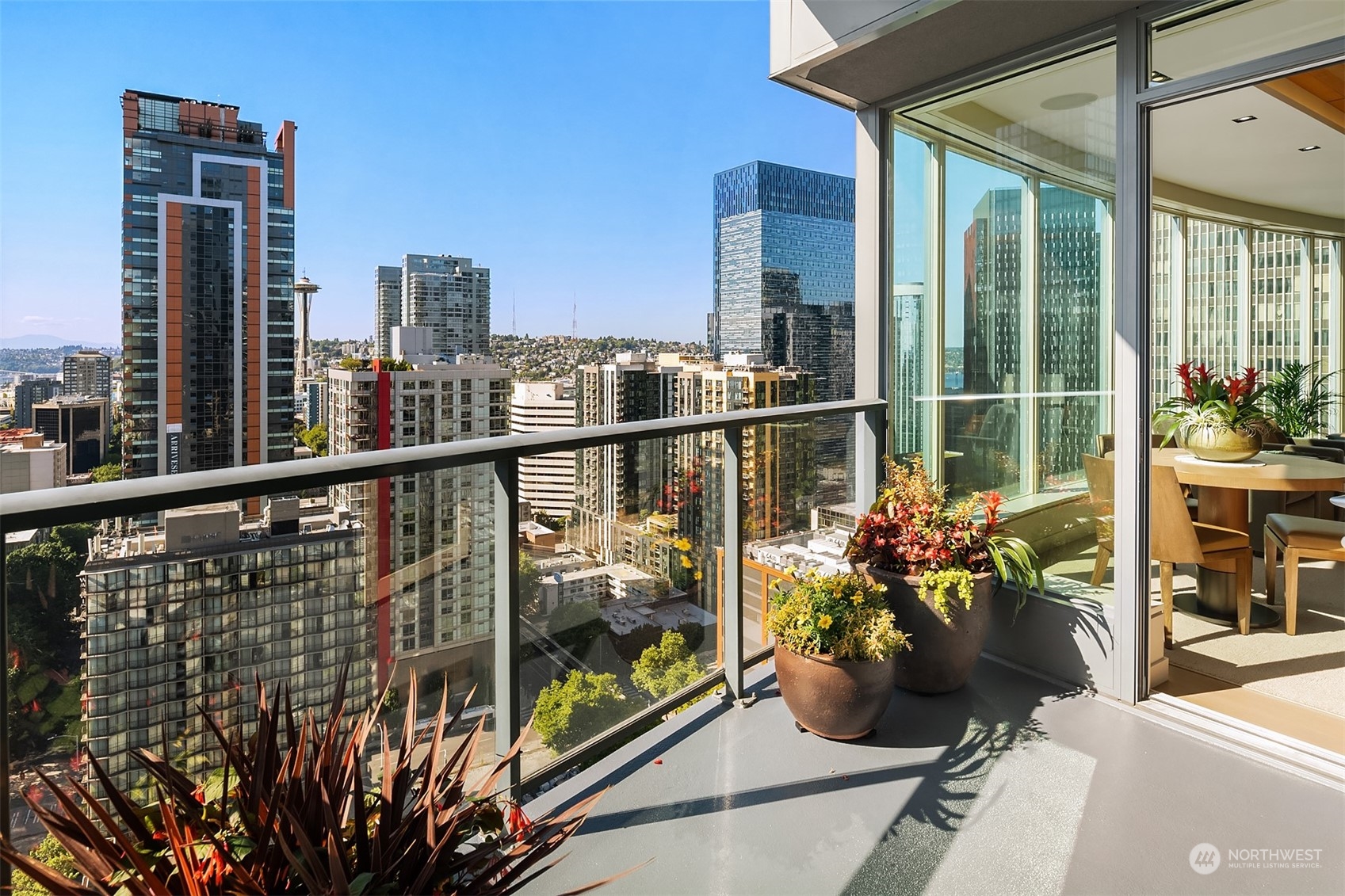 1920 4th Avenue Unit: 2401