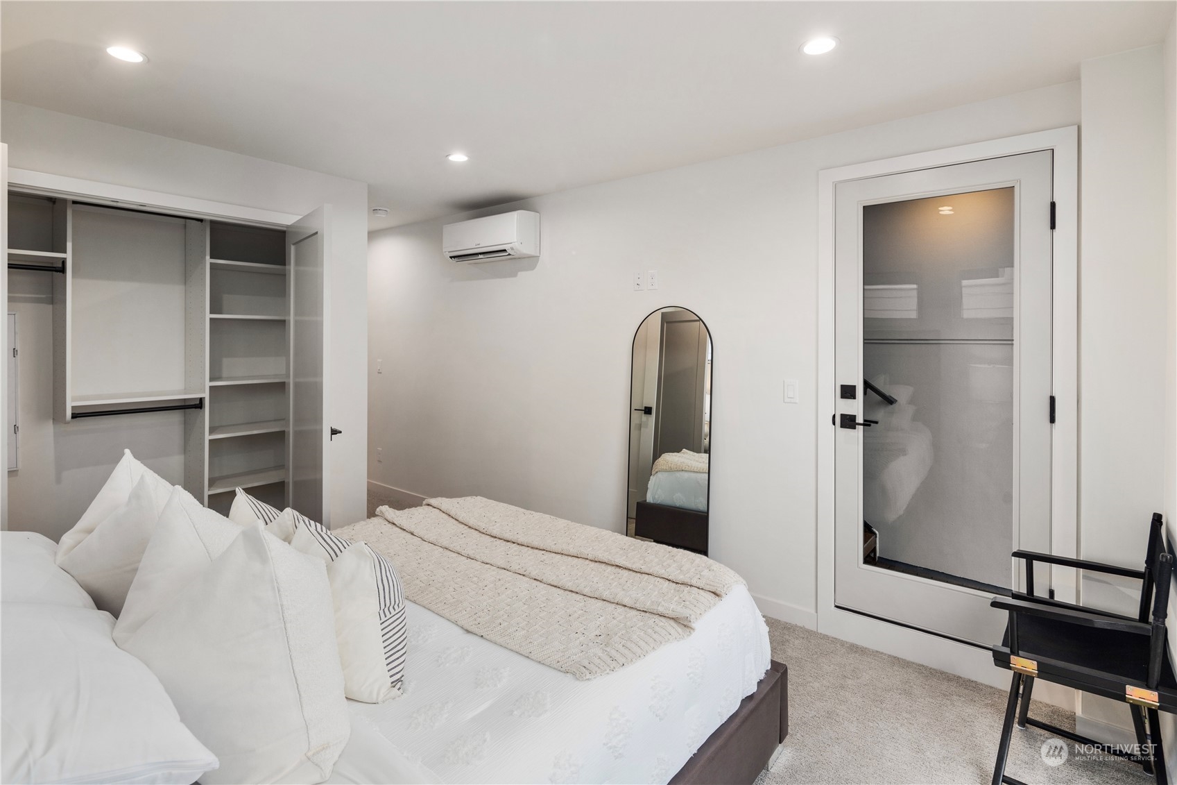 8824 38th Avenue SW #B