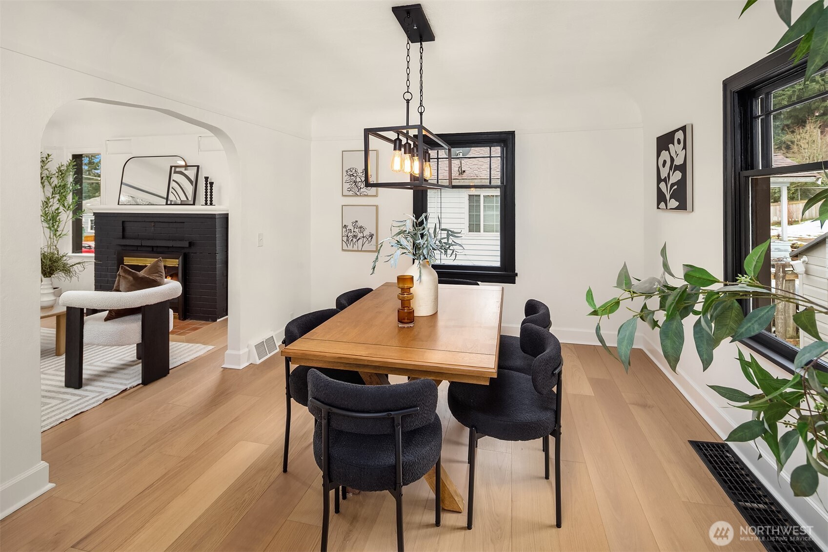 11753 25th Avenue NE