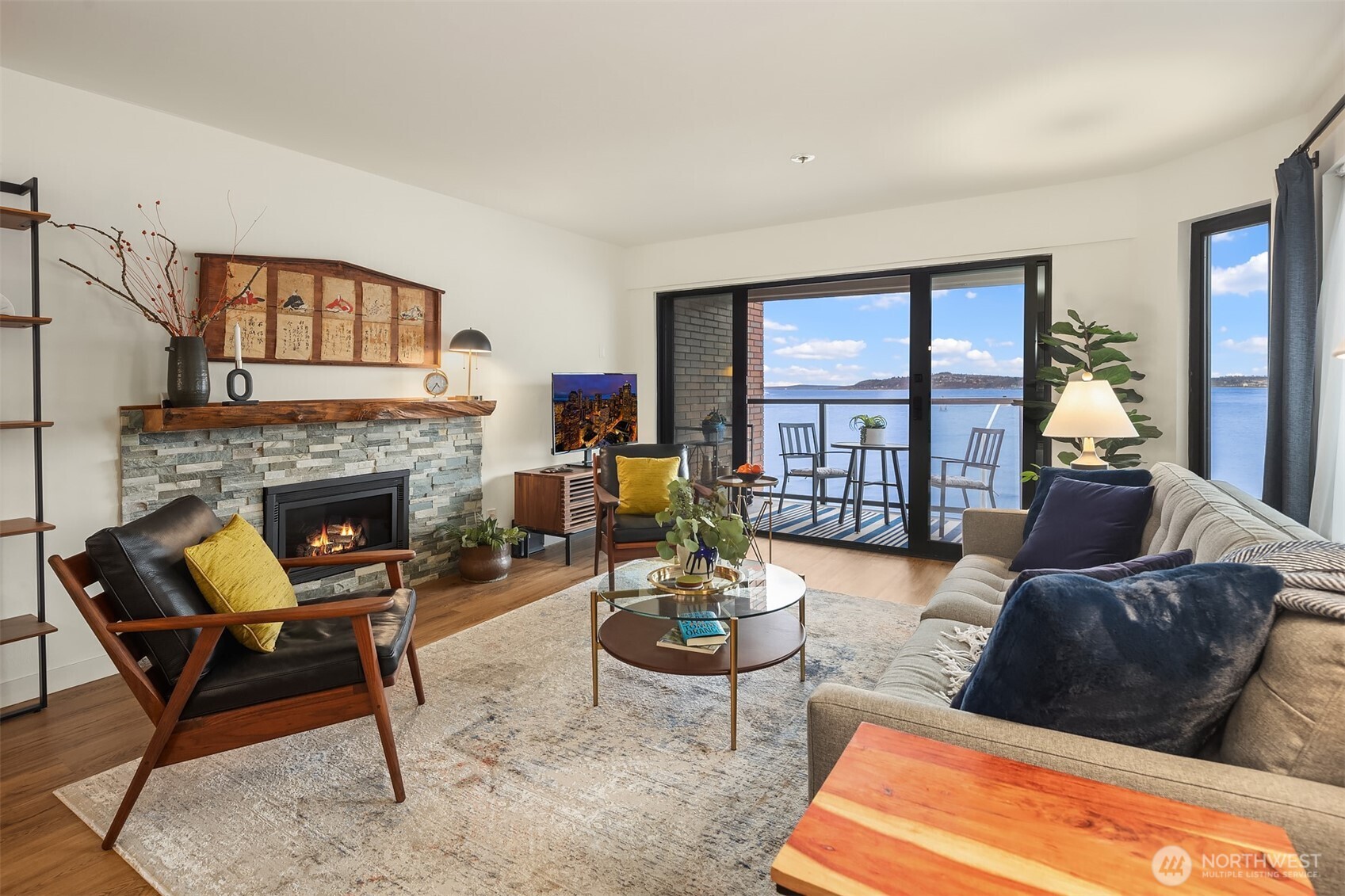 1140 Alki Avenue SW #401