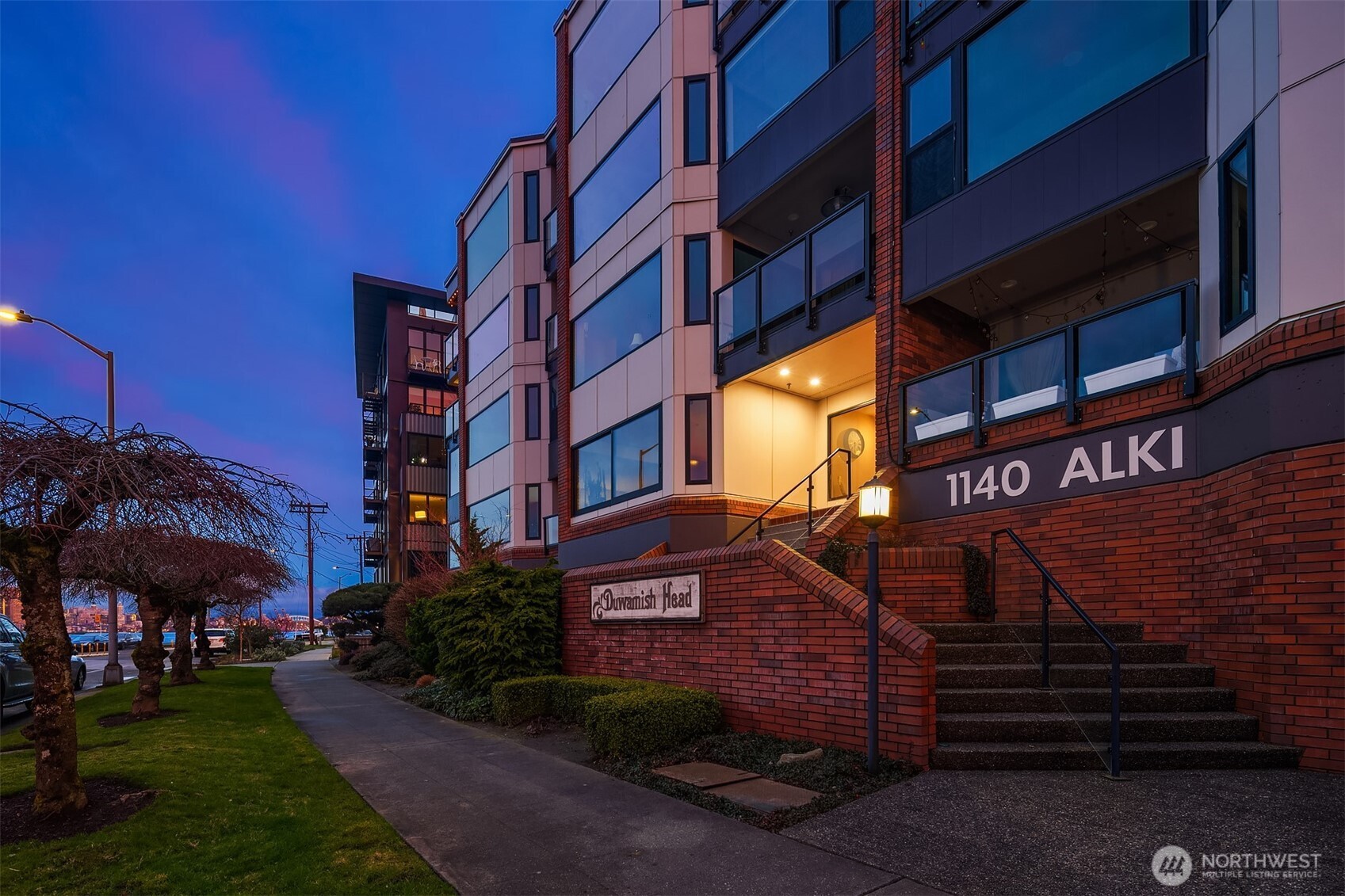 1140 Alki Avenue SW #401