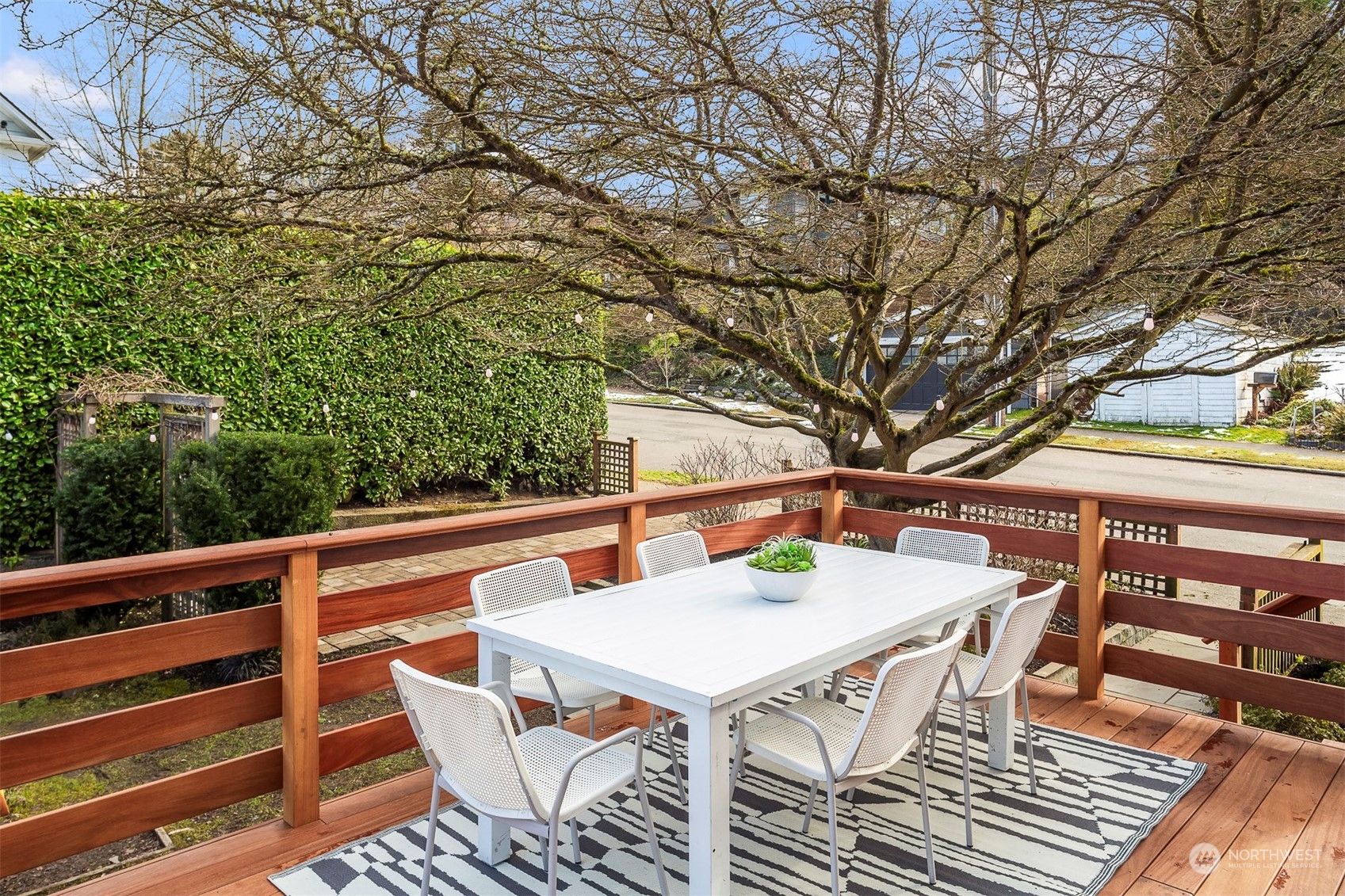 2002 Federal Avenue E