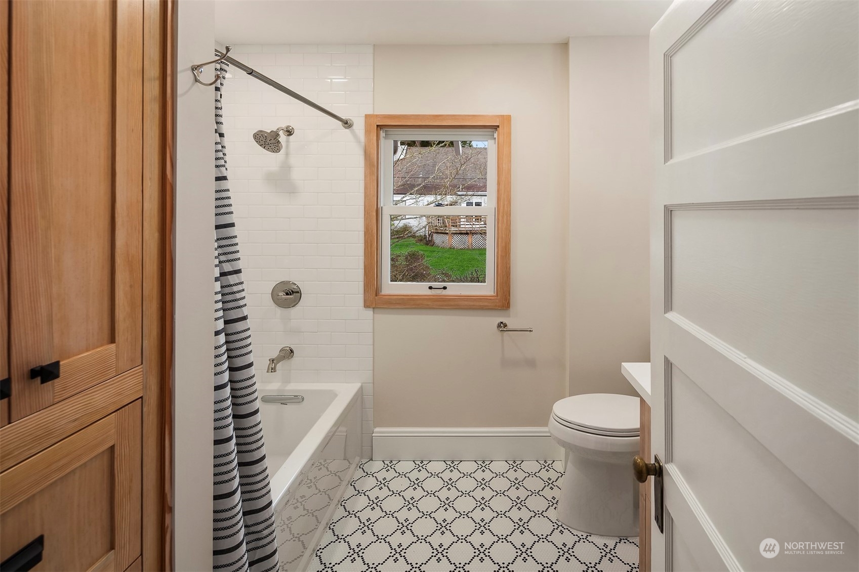 2002 Federal Avenue E