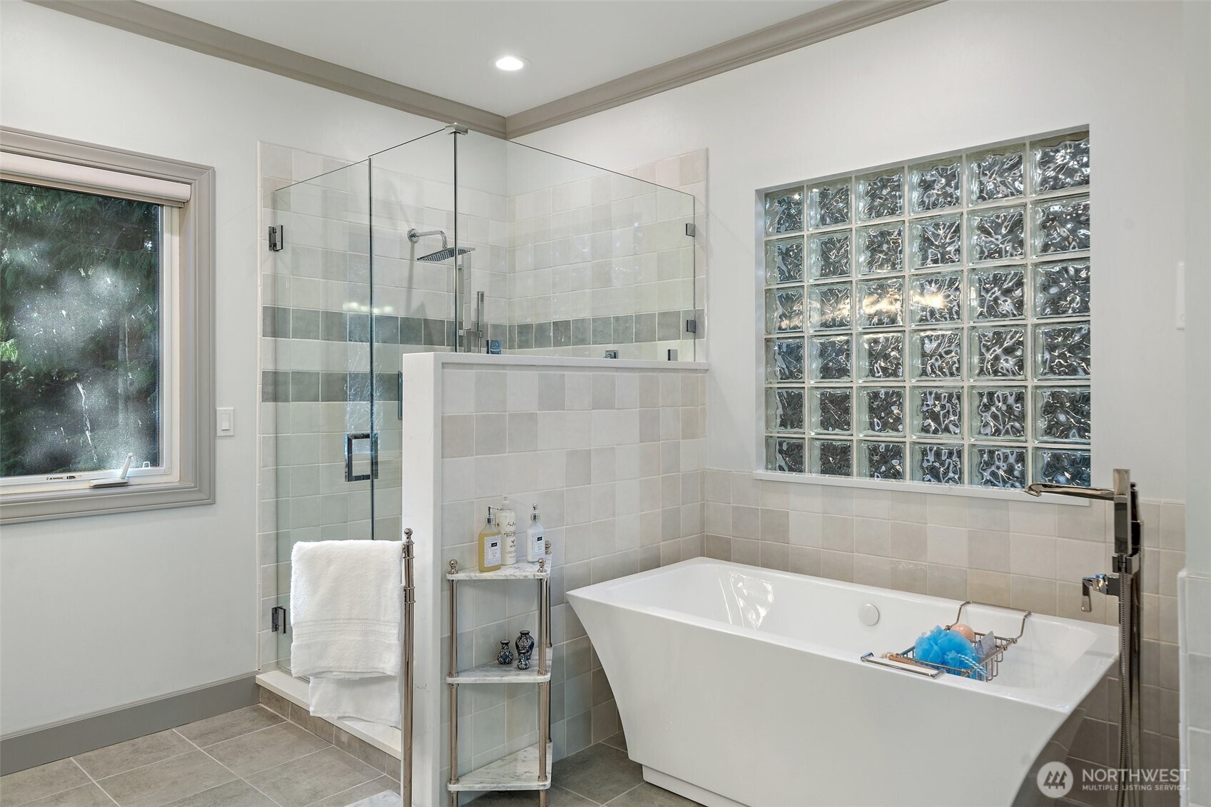 312 Woodridge Drive
