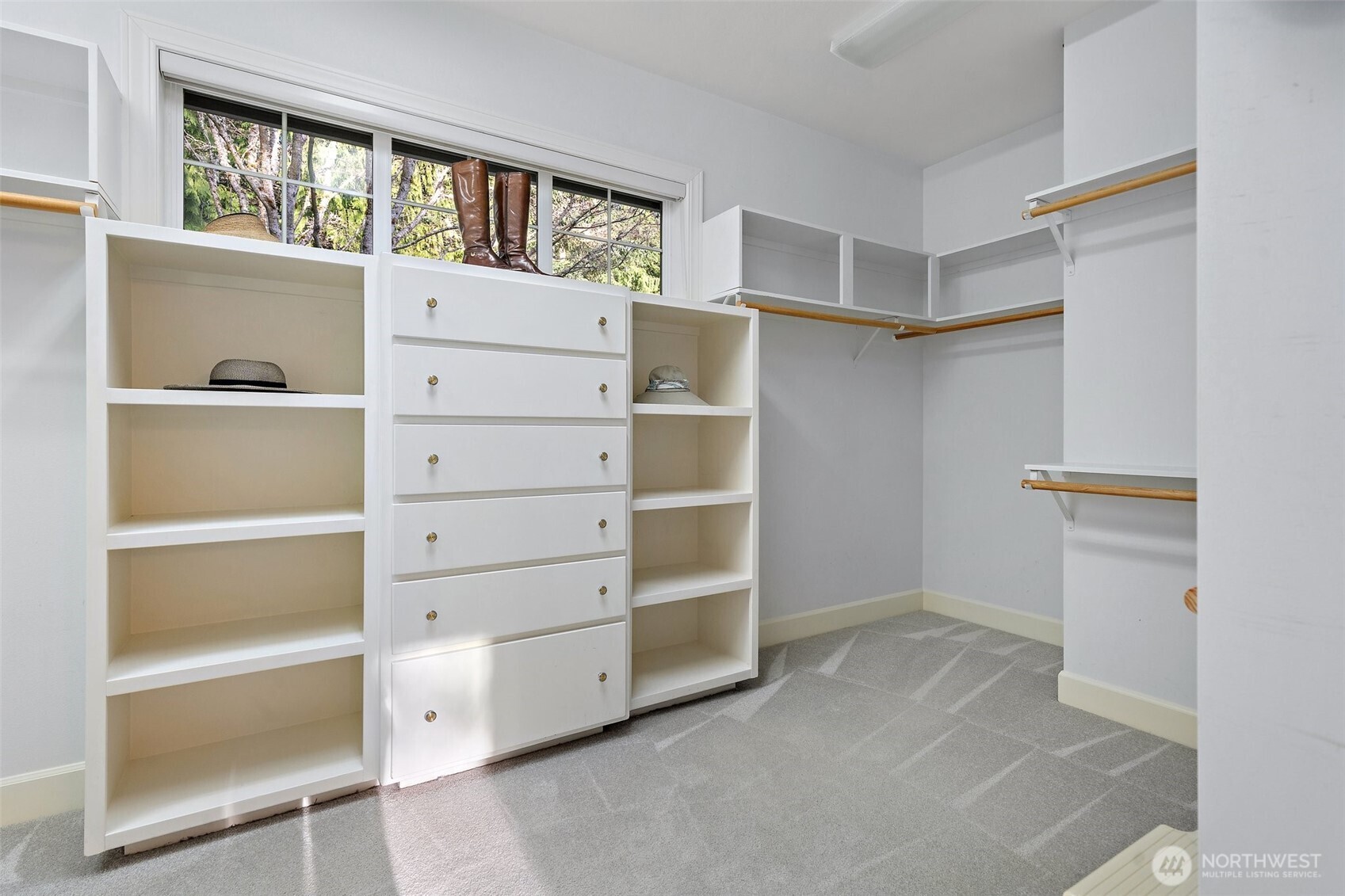 312 Woodridge Drive