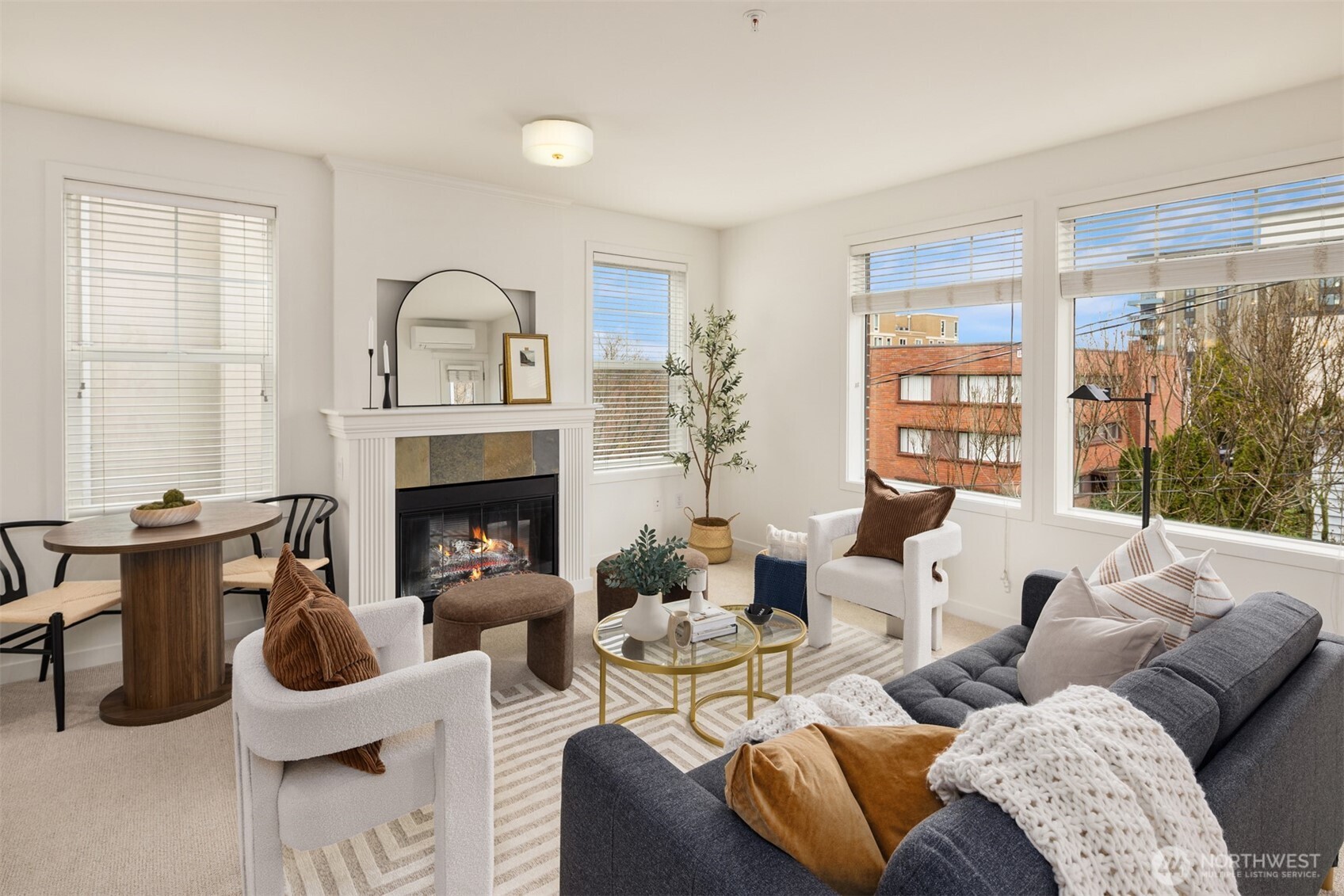 530 4th Avenue W Unit: 209