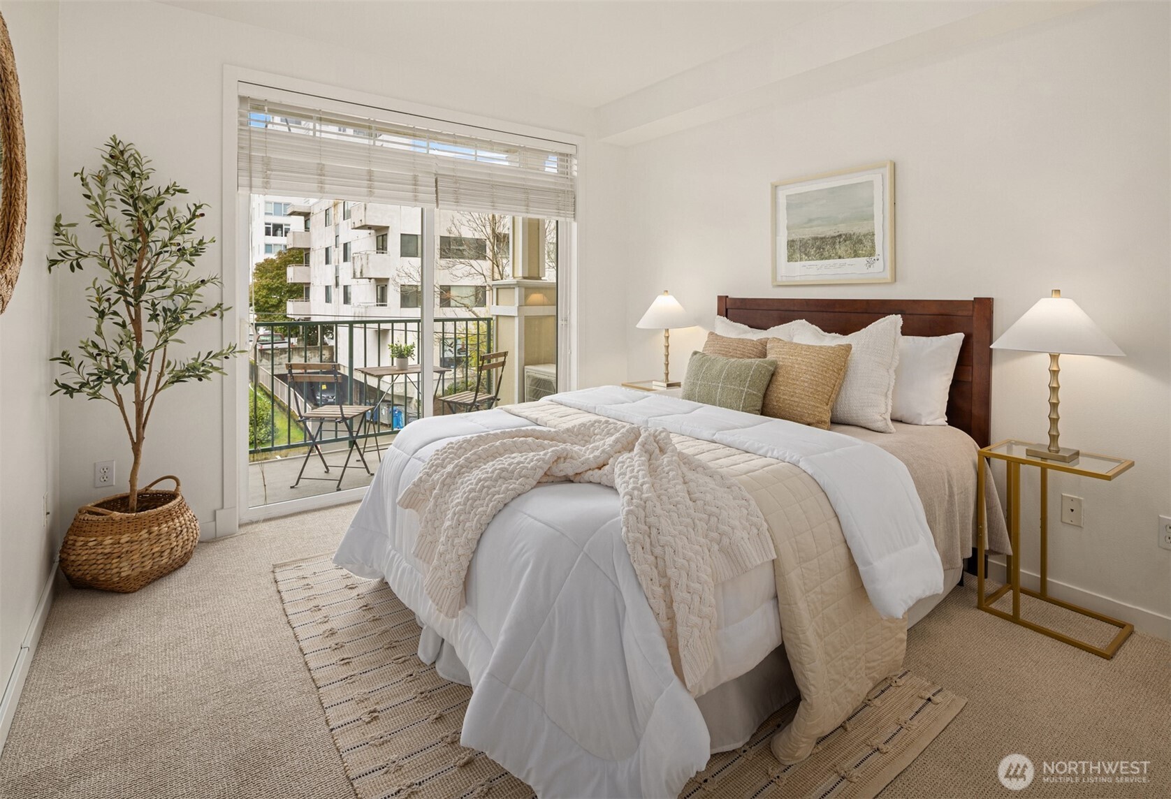 530 4th Avenue W Unit: 209