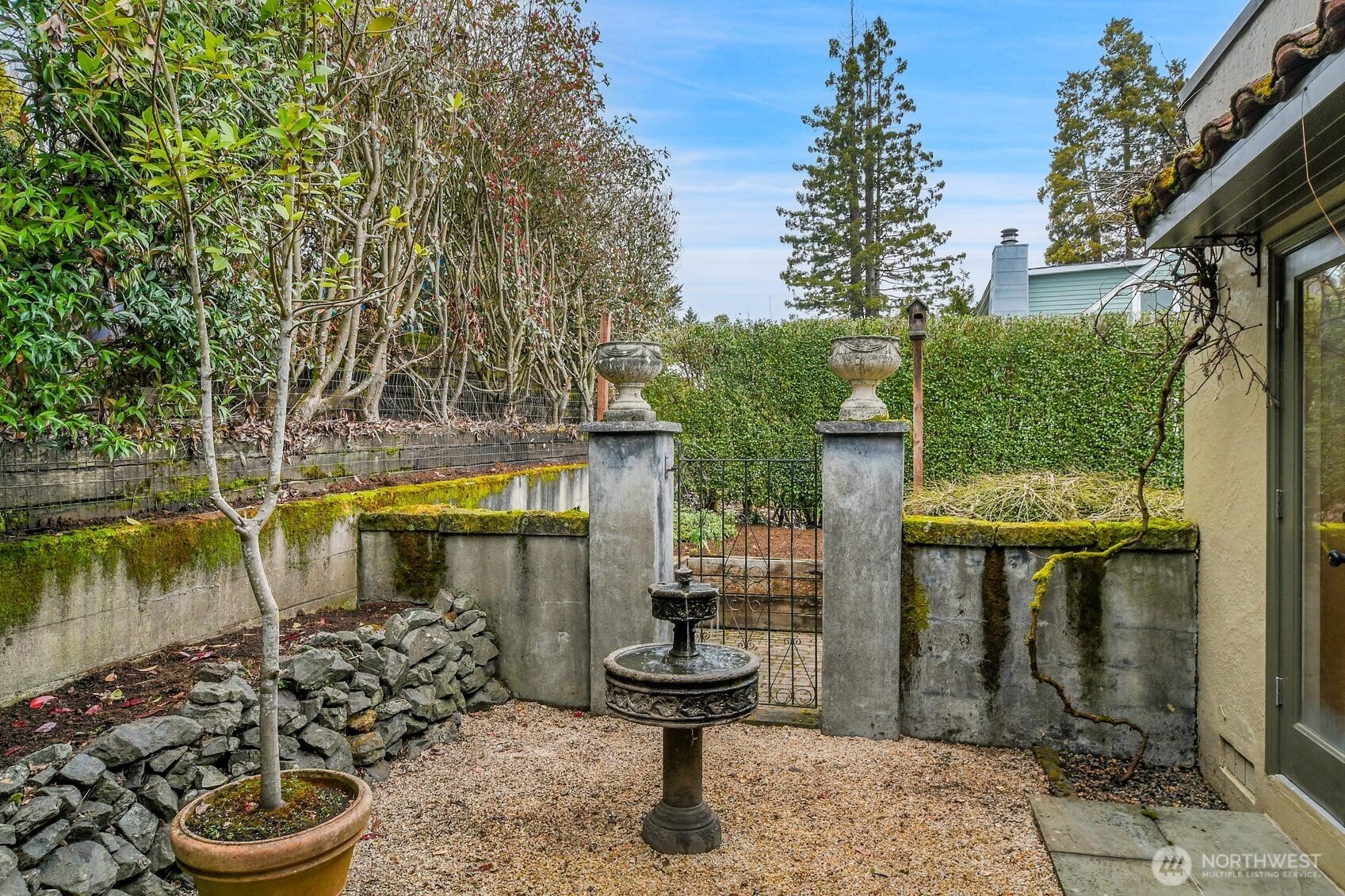 6545 Holly Terrace S