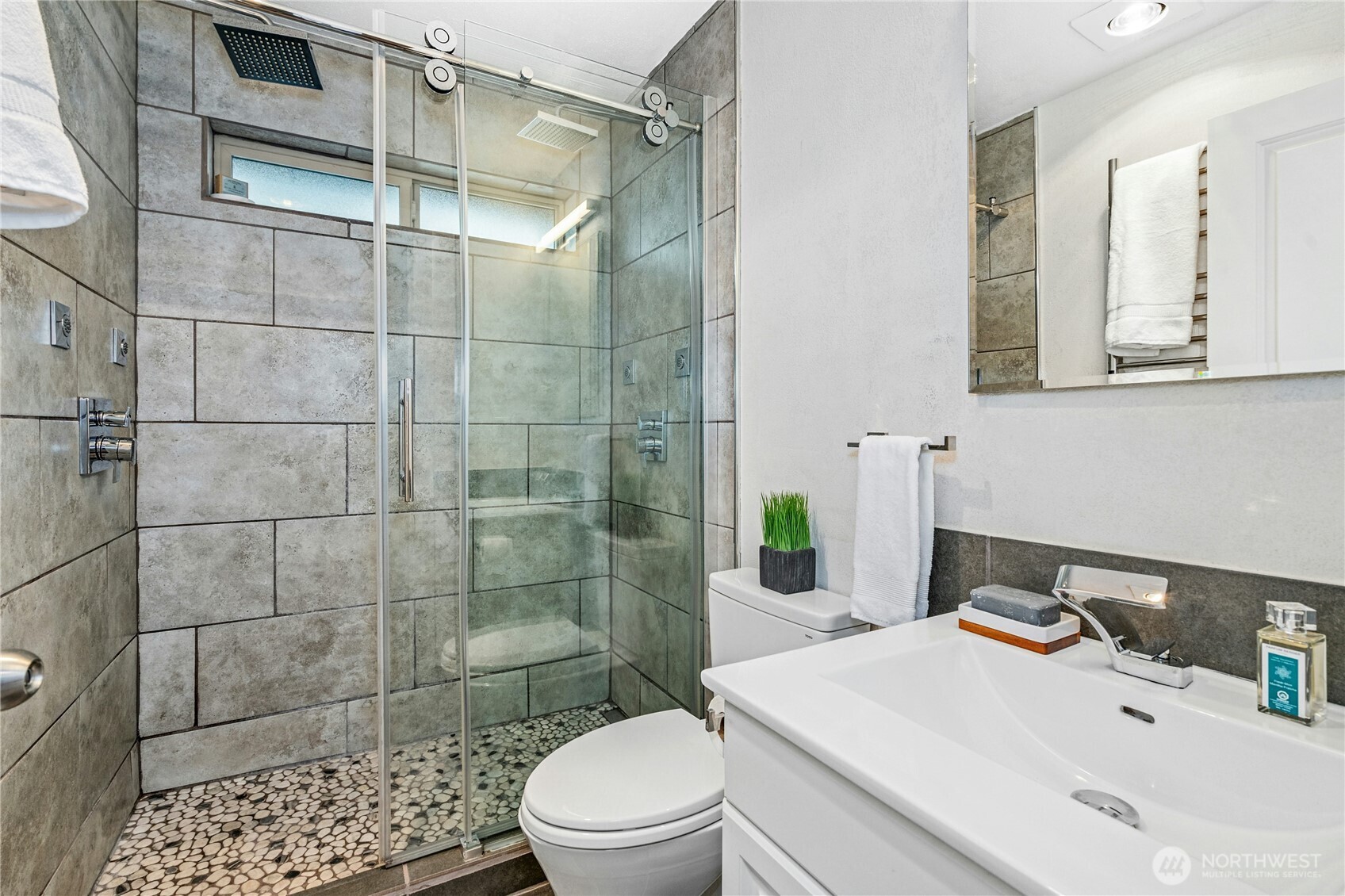 913 14th Avenue Unit: A