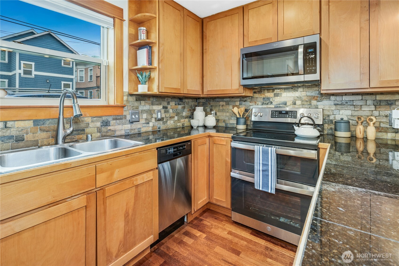 913 14th Avenue Unit: A