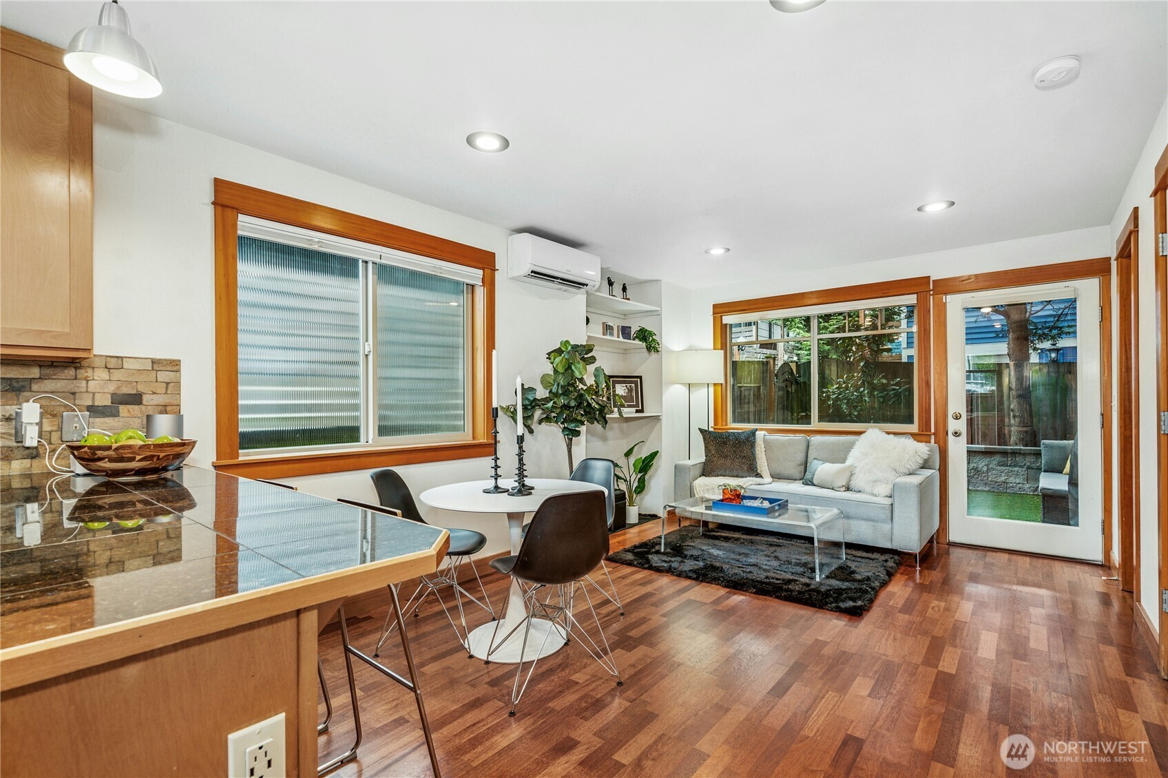913 14th Avenue Unit: A