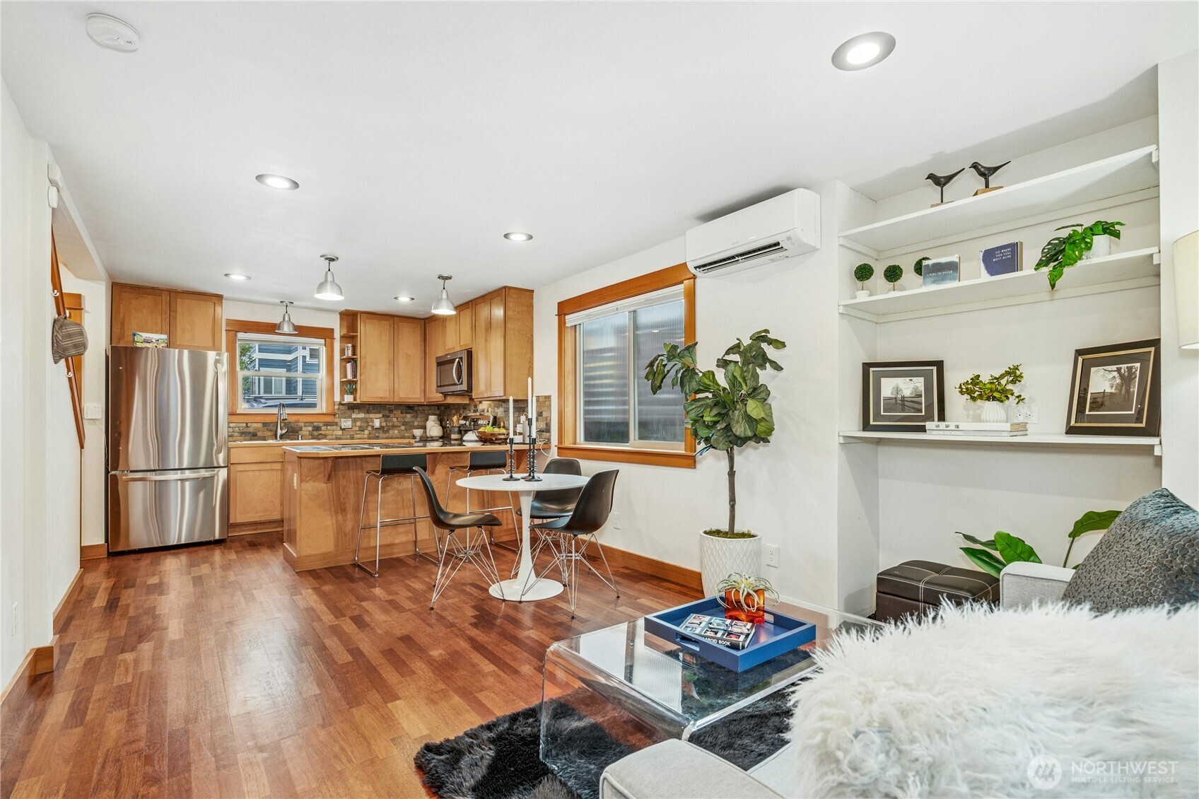 913 14th Avenue Unit: A